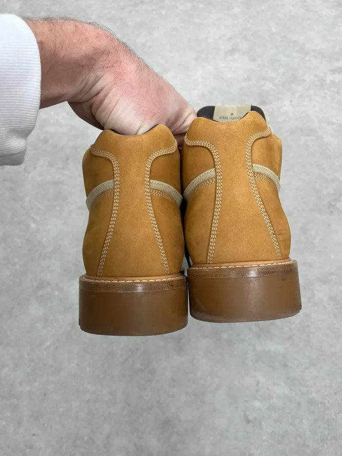 Louis Vuitton Louis Vuitton Oberkampf Beige Wheat Nubuck Boots Size US 11.5 / EU 44-45 - 8 Thumbnail