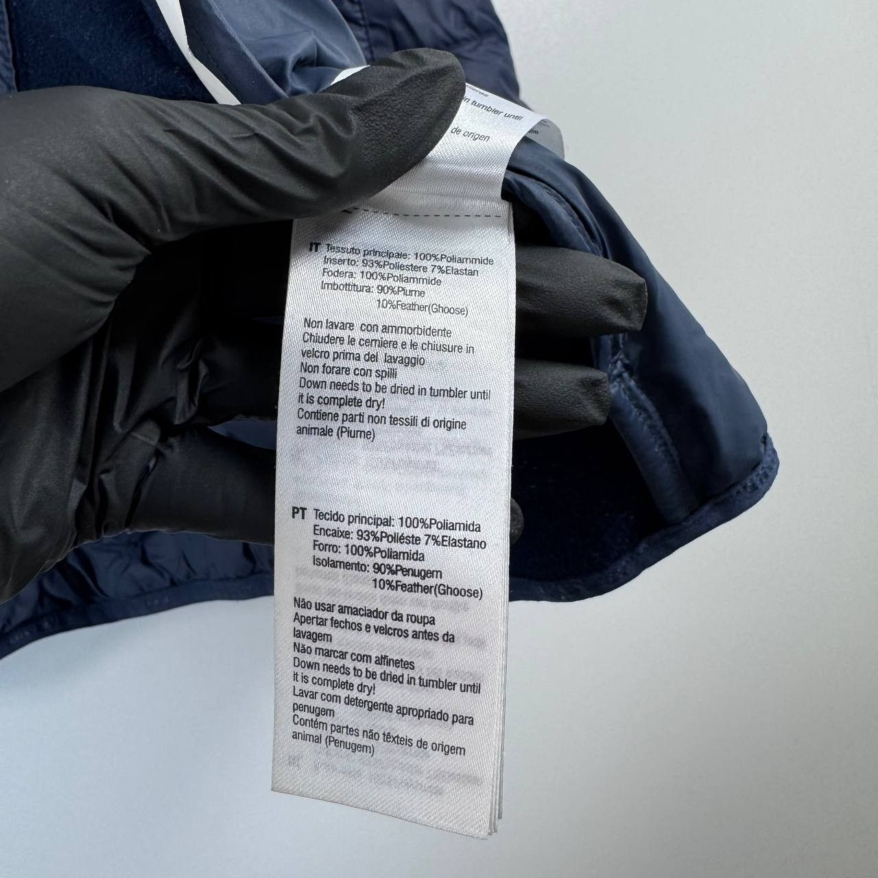 Mammut Mammut Womens Puffer Jacket Navy Pertex Microlight Down S Size S / US 4 / IT 40 - 12 Thumbnail