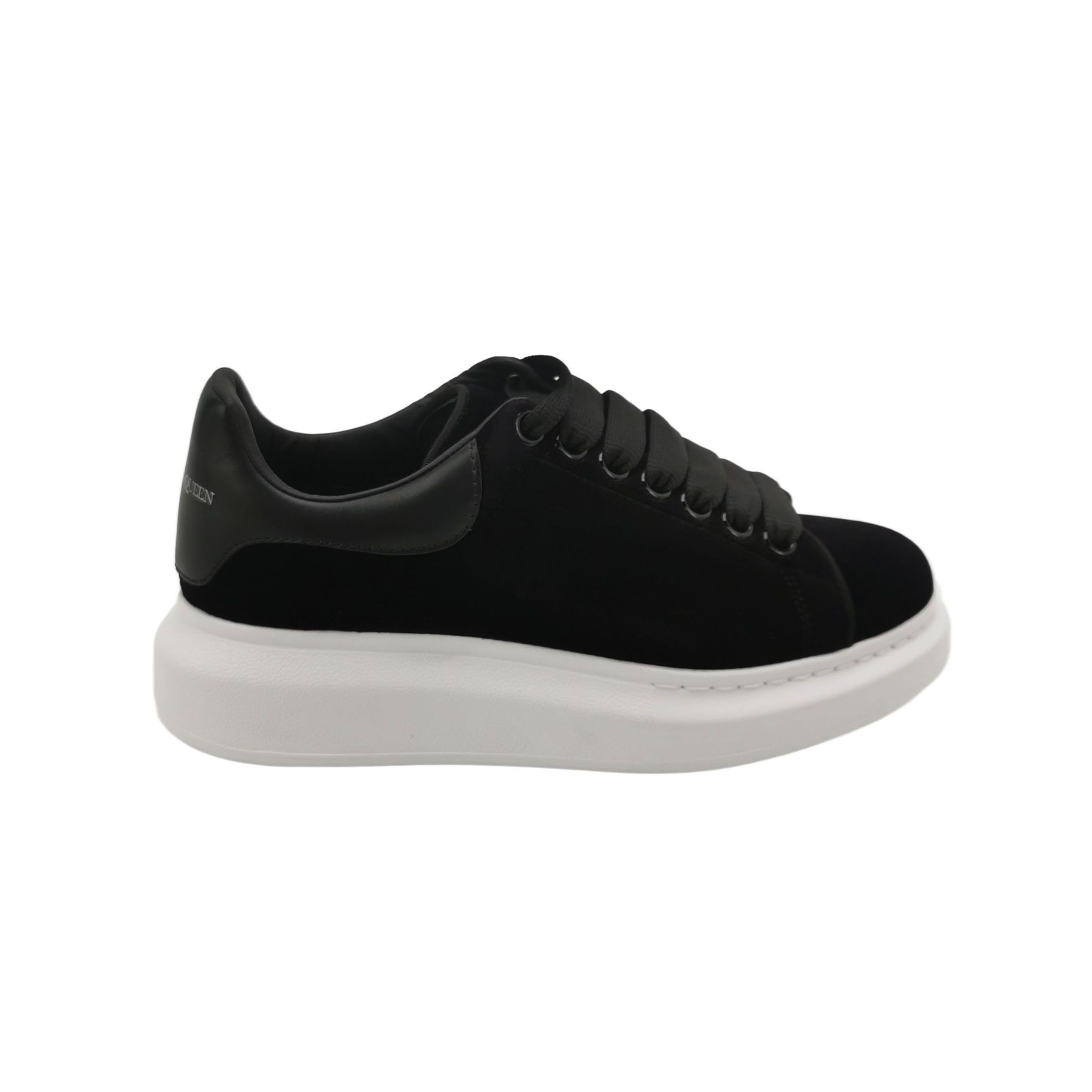 Alexander McQueen Alexander McQueen Women 5 Lowtop Sneakers Size US 5 / IT 35 - 1 Thumbnail