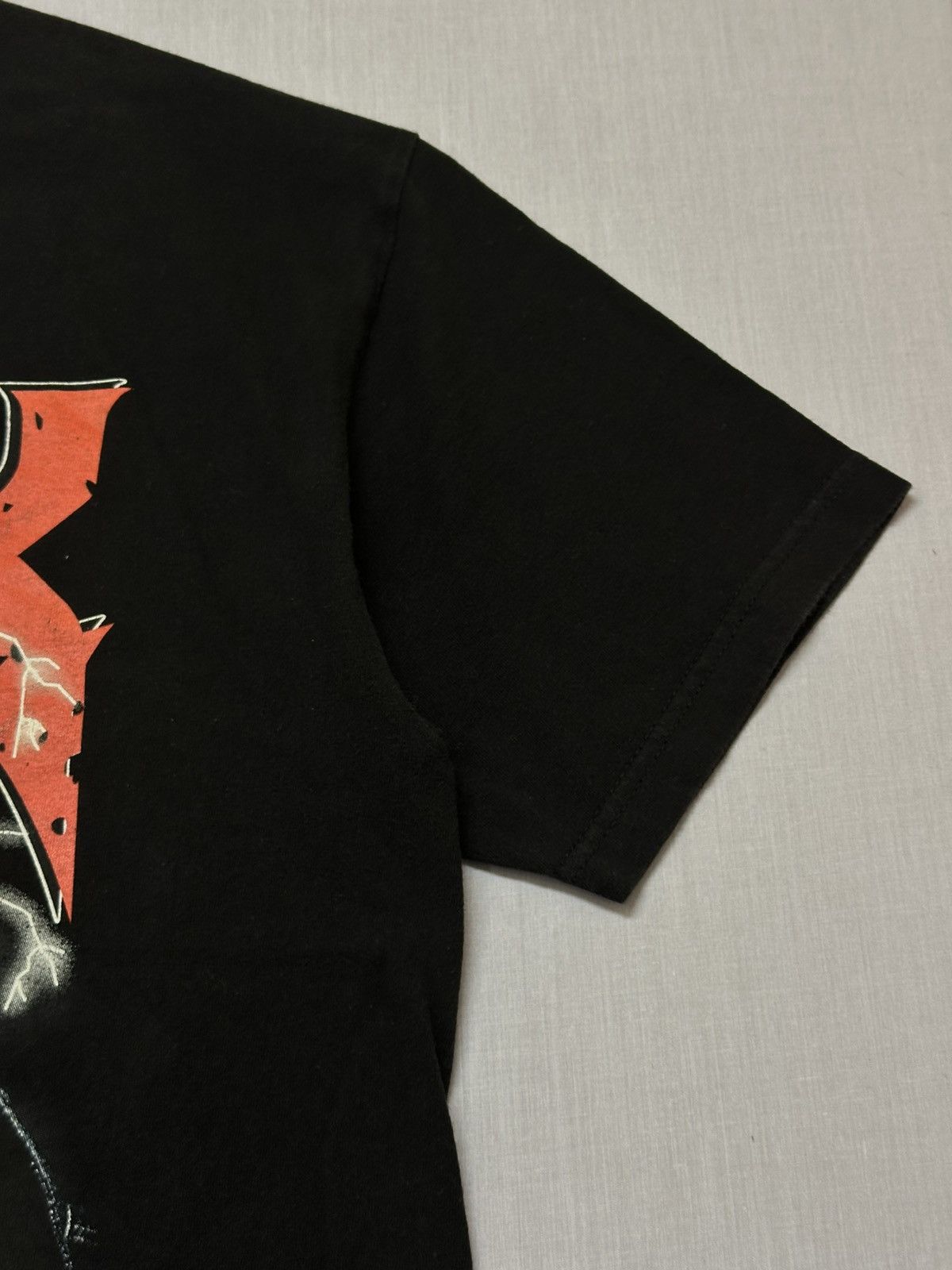 Vintage Vintage DMX "It's Dark and Hell Is Hot" rap t-shirt. Size US L / EU 52-54 / 3 - 5 Thumbnail