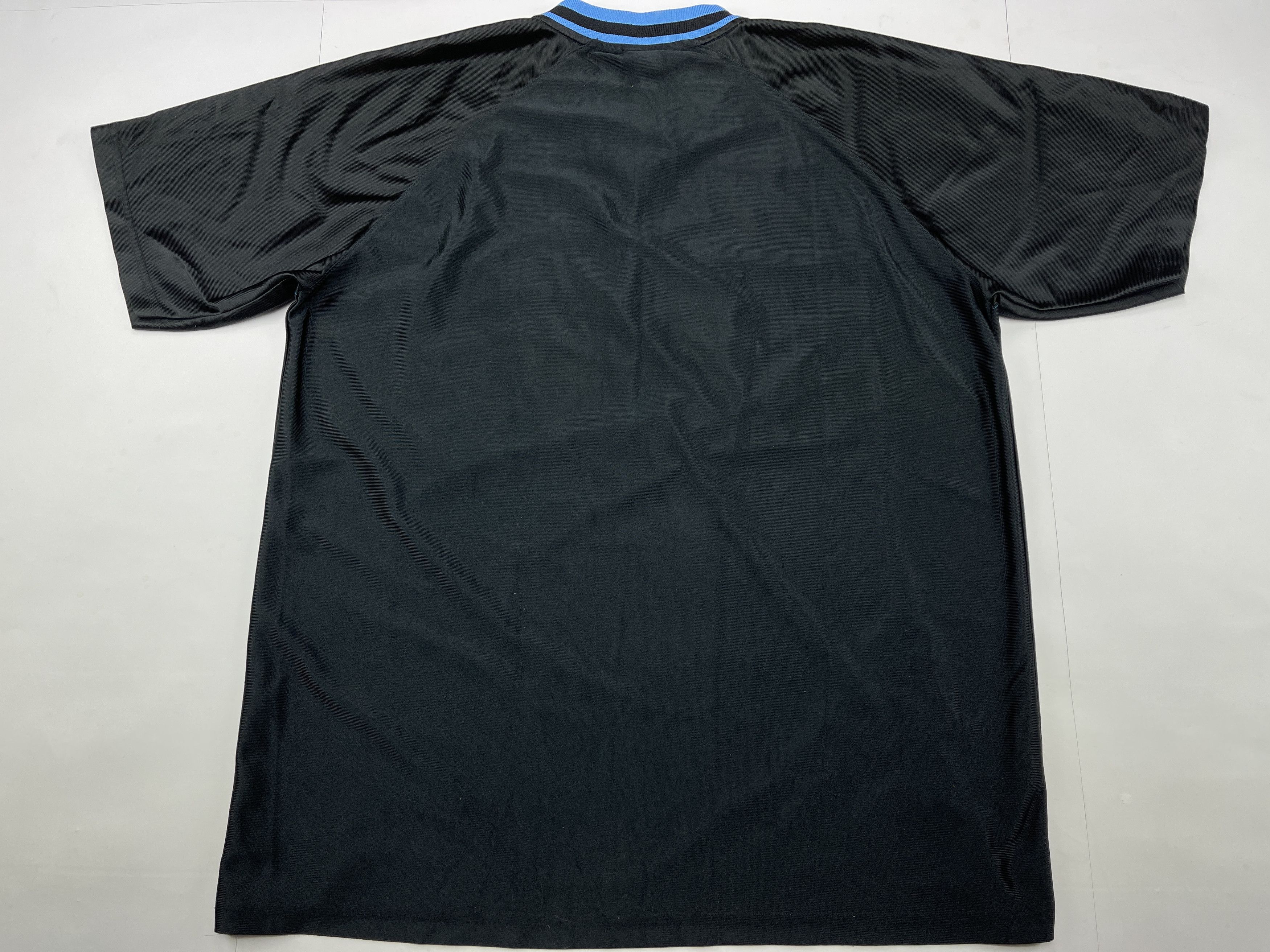 Fubu FUBU jersey, vintage hip hop t-shirt, 90s hip hop skater L Size US L / EU 52-54 / 3 - 5 Thumbnail