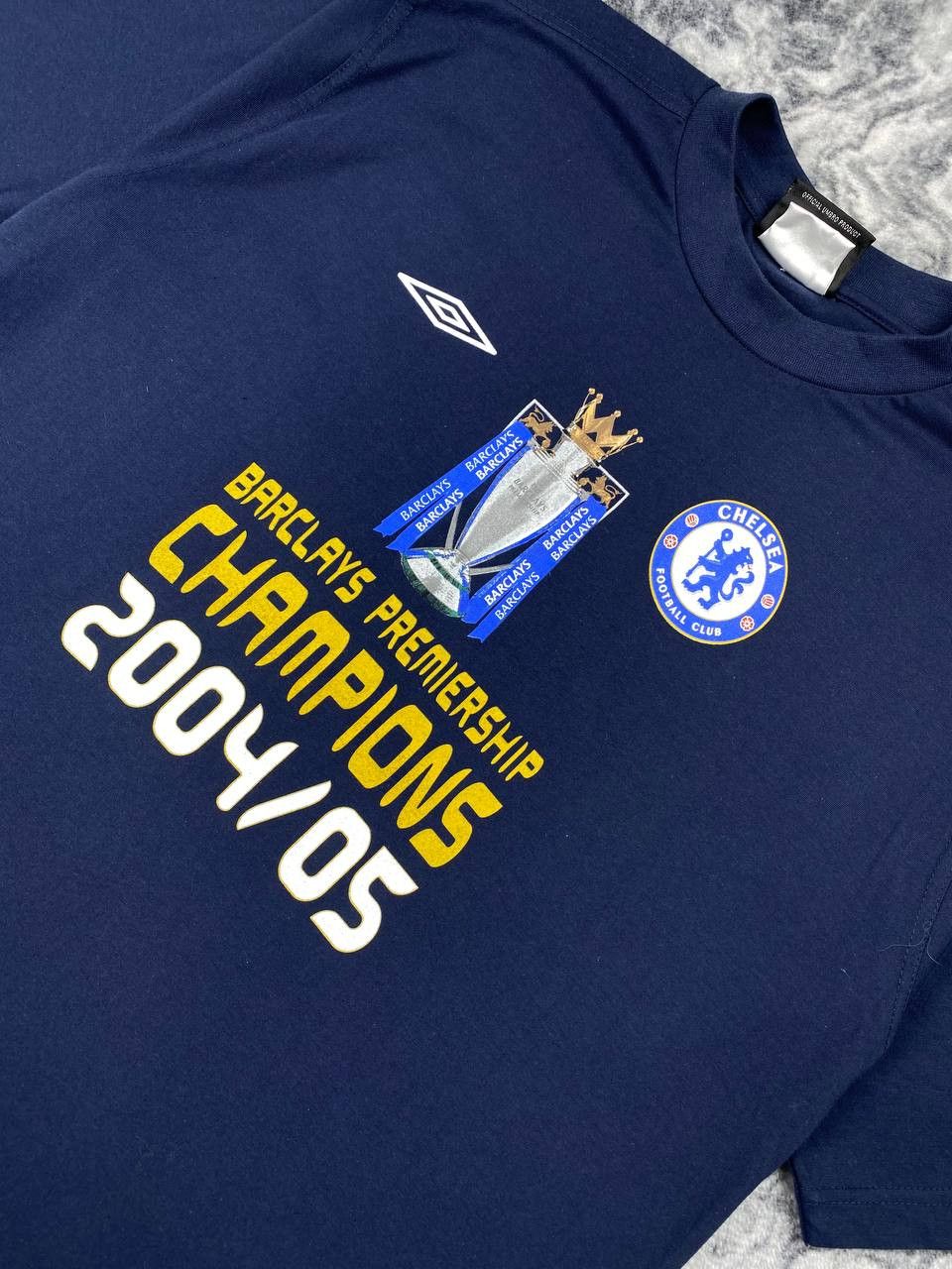 Umbro Vintage Umbro 2005 Chelsea Football Shirt Champion Soccer Size US L / EU 52-54 / 3 - 4 Thumbnail
