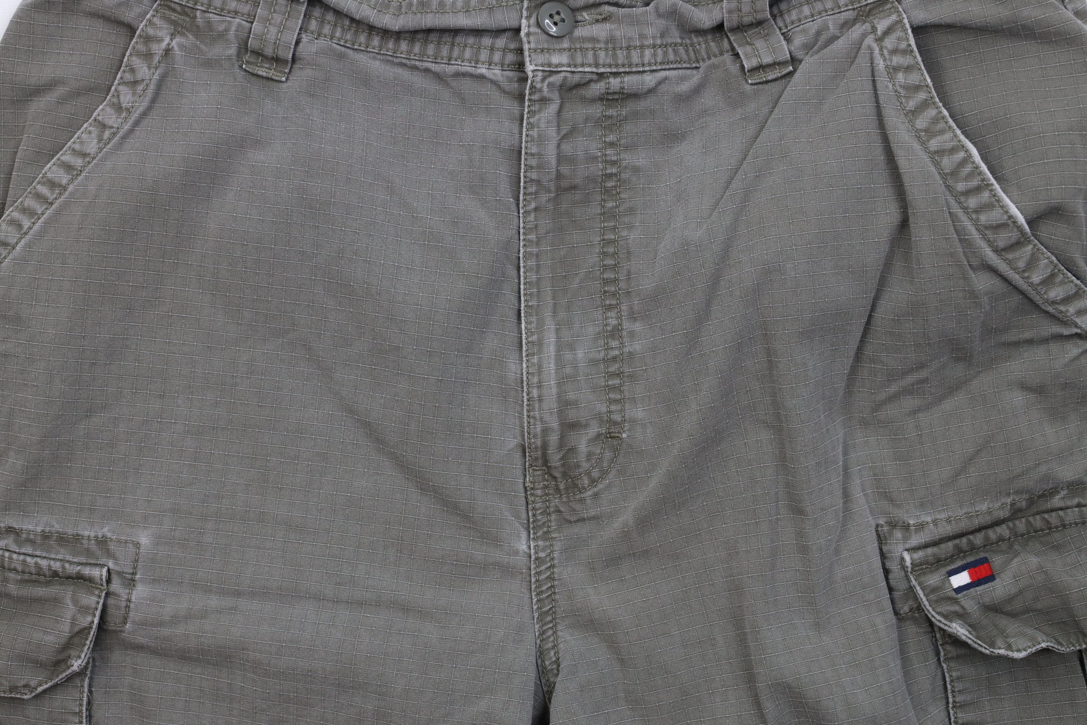 Tommy Hilfiger Vintage 90s Y2K Tommy Hilfiger Cargo Shorts Olive Green Size US 32 / EU 48 - 3 Thumbnail
