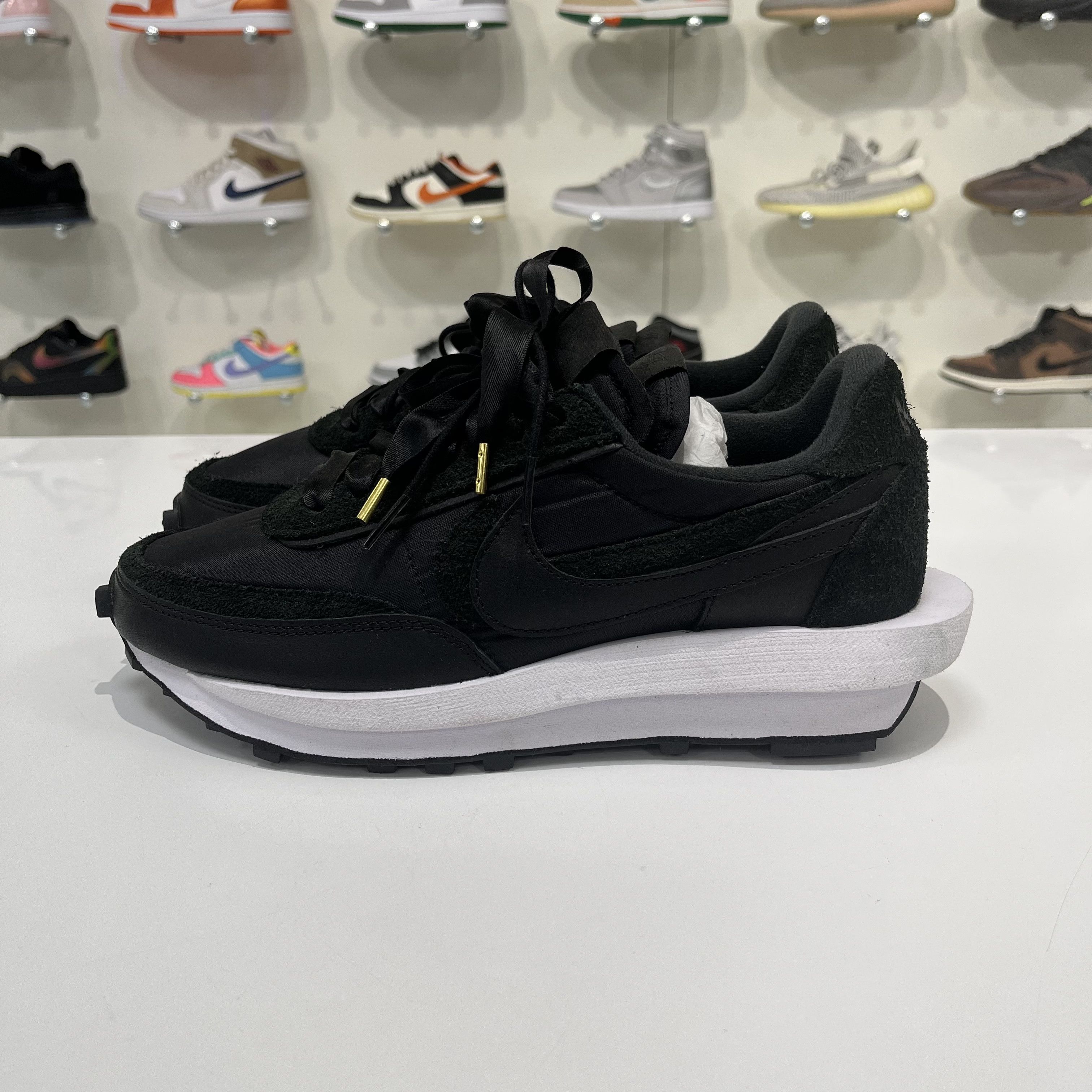 Nike Nike LD Waffle Sacai Black Nylon Size US 8.5 / EU 41-42 - 2 Thumbnail