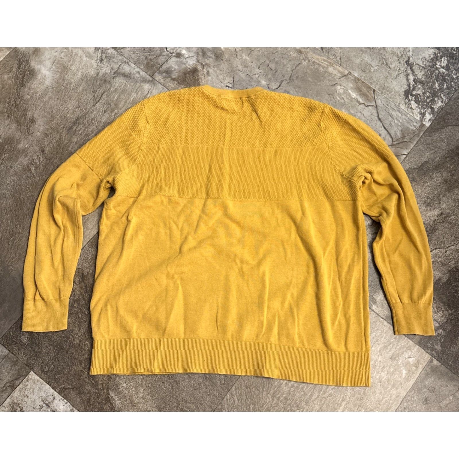 Vintage Goodfellow Sweatshirt Women's 2XL Mustard Yellow Long Sleeve Crew Neck Pullover Fleece Ribbed Hem Casual Activewear Pullover202? Size XXL / US 16-18 / IT 52-54 - 2 Thumbnail