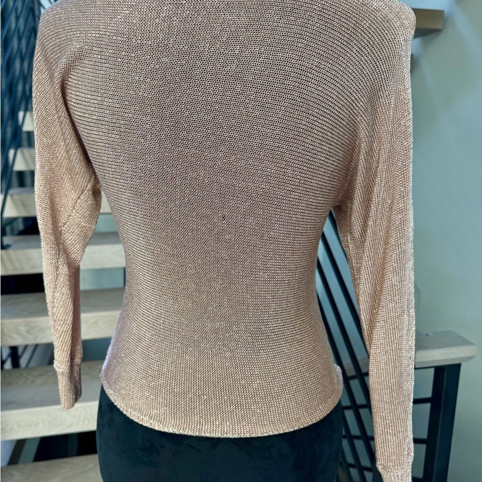 Guess Guess Women's Sweater in rose gold with minor issue size XS Size XS / US 0-2 / IT 36-38 - 4 Thumbnail