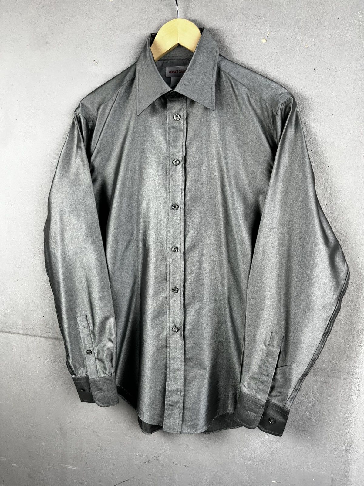 Versace Versace silver button shirt vintage size L y2k Size US L / EU 52-54 / 3 - 1 Thumbnail