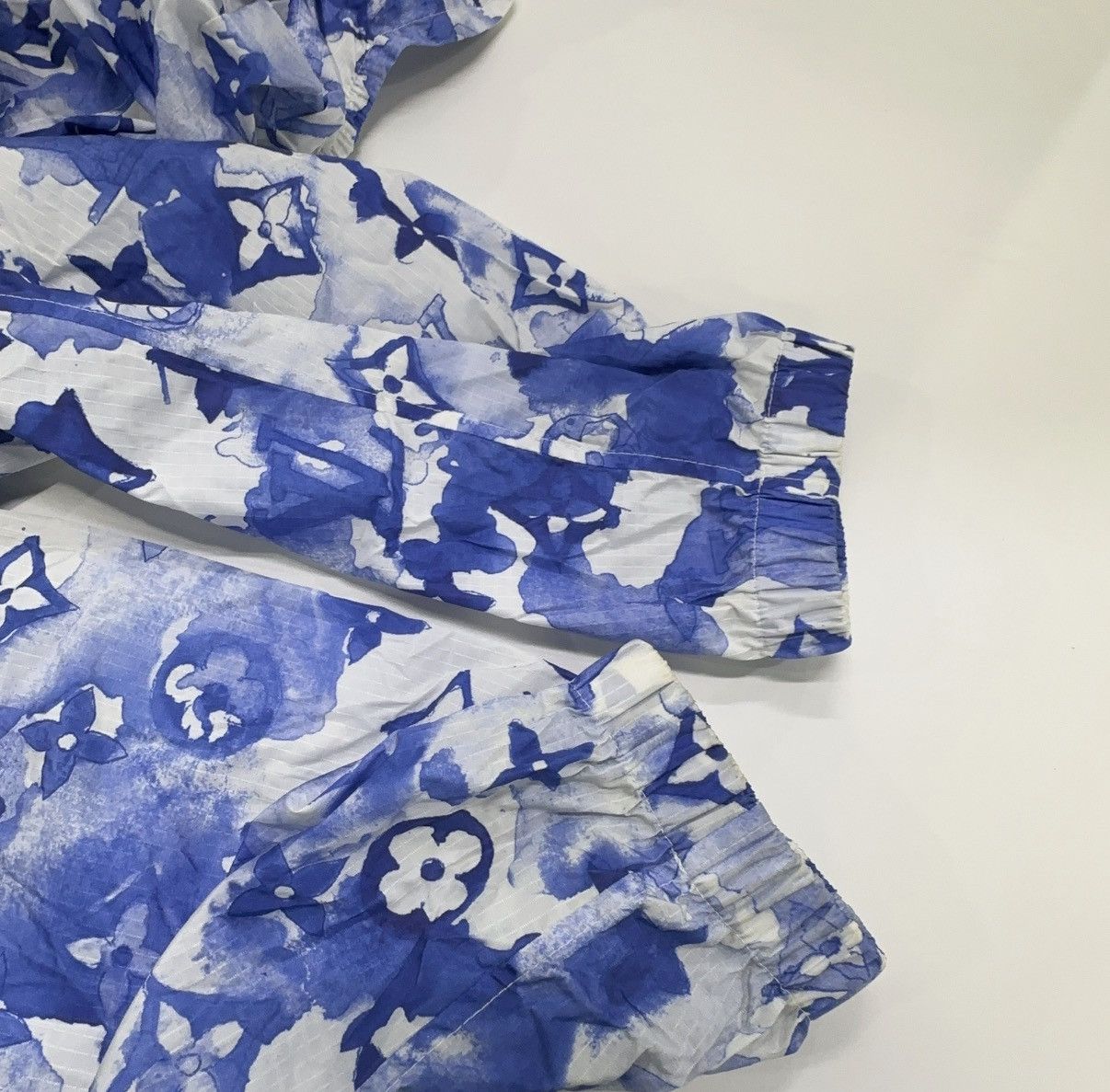 Louis Vuitton Louis Vuitton Watercolor Monogram windbreaker Size US M / EU 48-50 / 2 - 8 Thumbnail