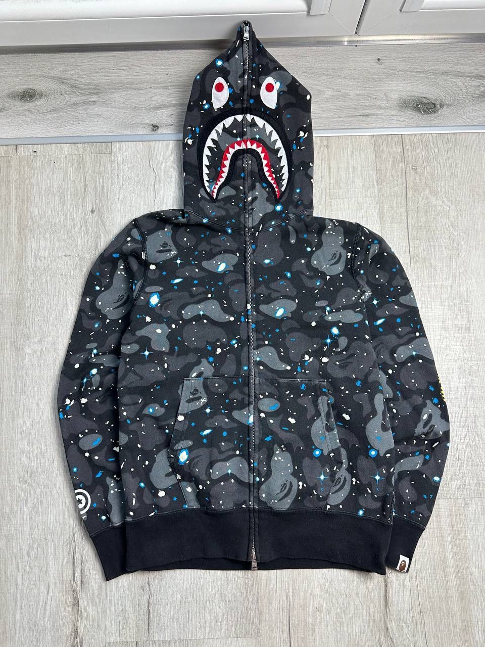 ★HOODHOOD★ Space Villain Camo Hood Black Pre-owned Bape Space Camo Shark Full Zip Hoodie Black | ModeSens