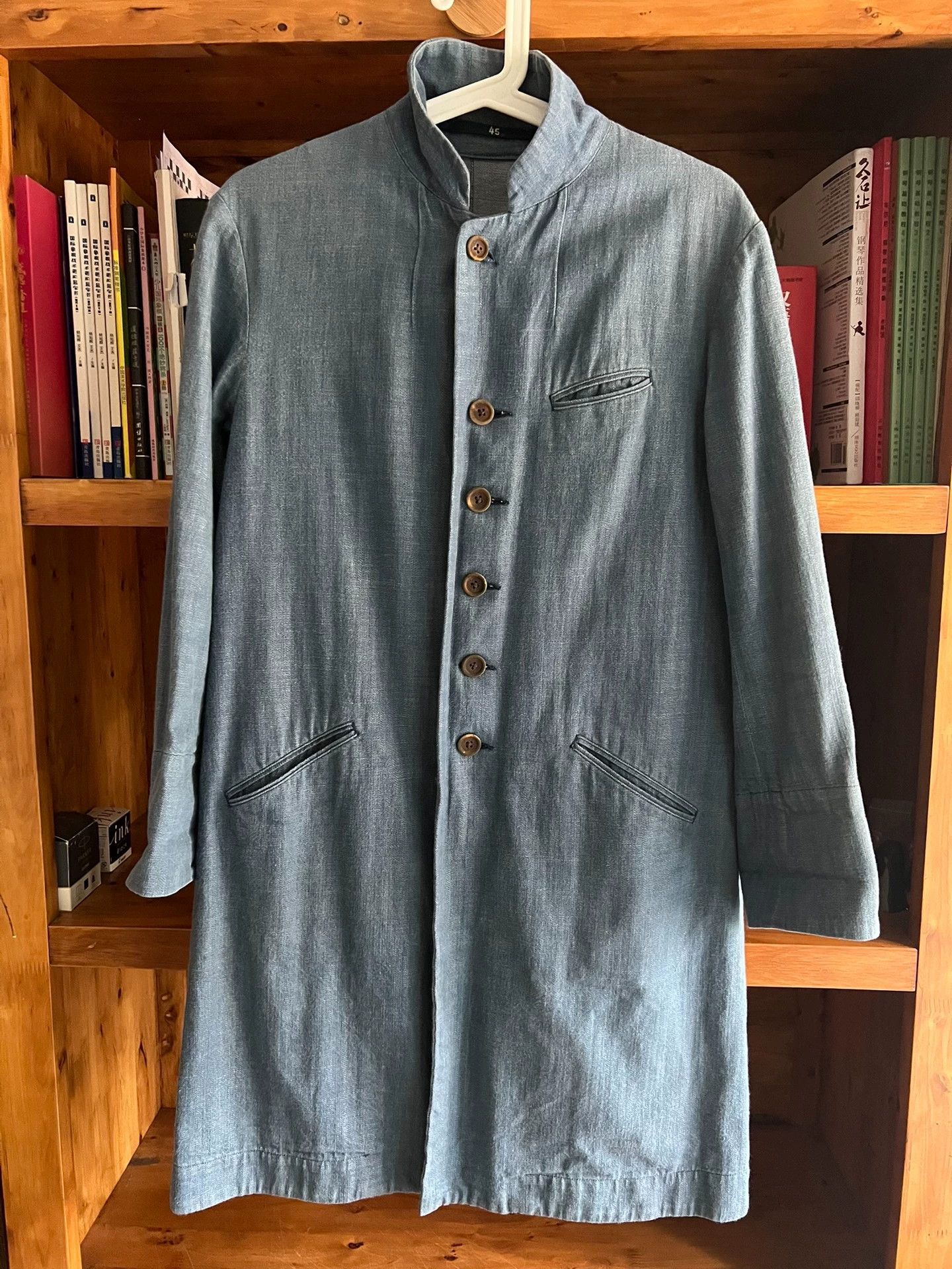 45rpm women's indigo dyed wooden button washed denim coat size 2 Size XS / US 0-2 / IT 36-38 - 2 Thumbnail