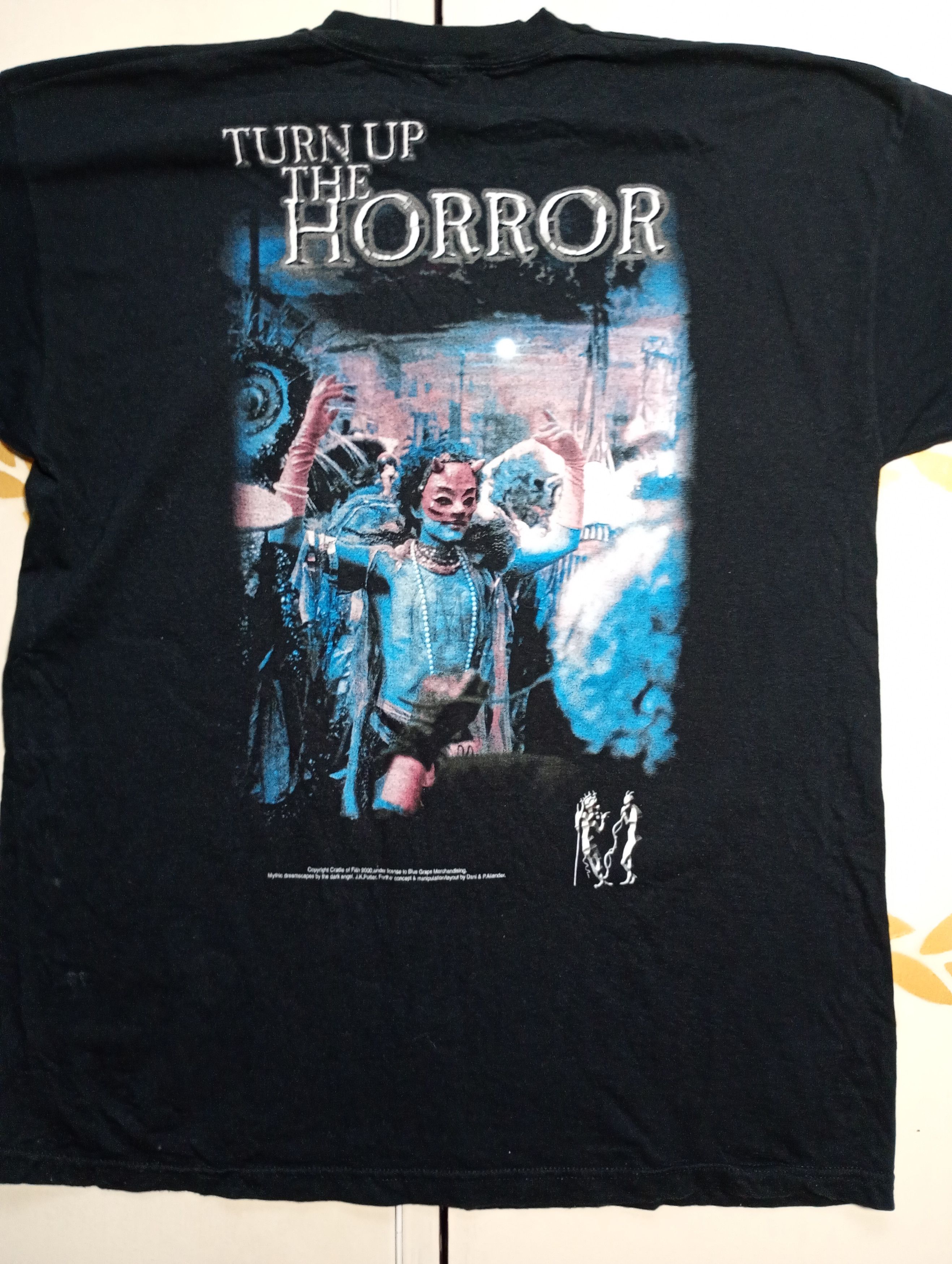 Band Tees Cradle of Filth Turn Up The Horror T-Shirt 2000 Size US XL / EU 56 / 4 - 11 Thumbnail
