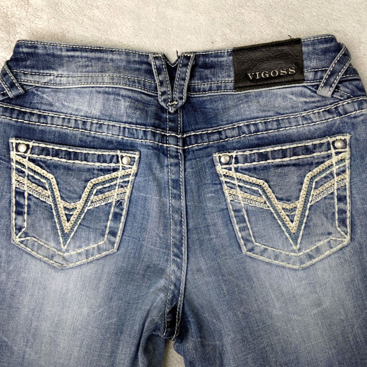 Vintage VIGOSS Chelsea Boyfriend Womens Jeans Low Rise Light Wash Blue 3 4 Thick Stitch Distressed Whiskered Stretch Button Zip Fly 26 Inseam XS? Wait Size 27" / US 4 / IT 40 - 2 Thumbnail
