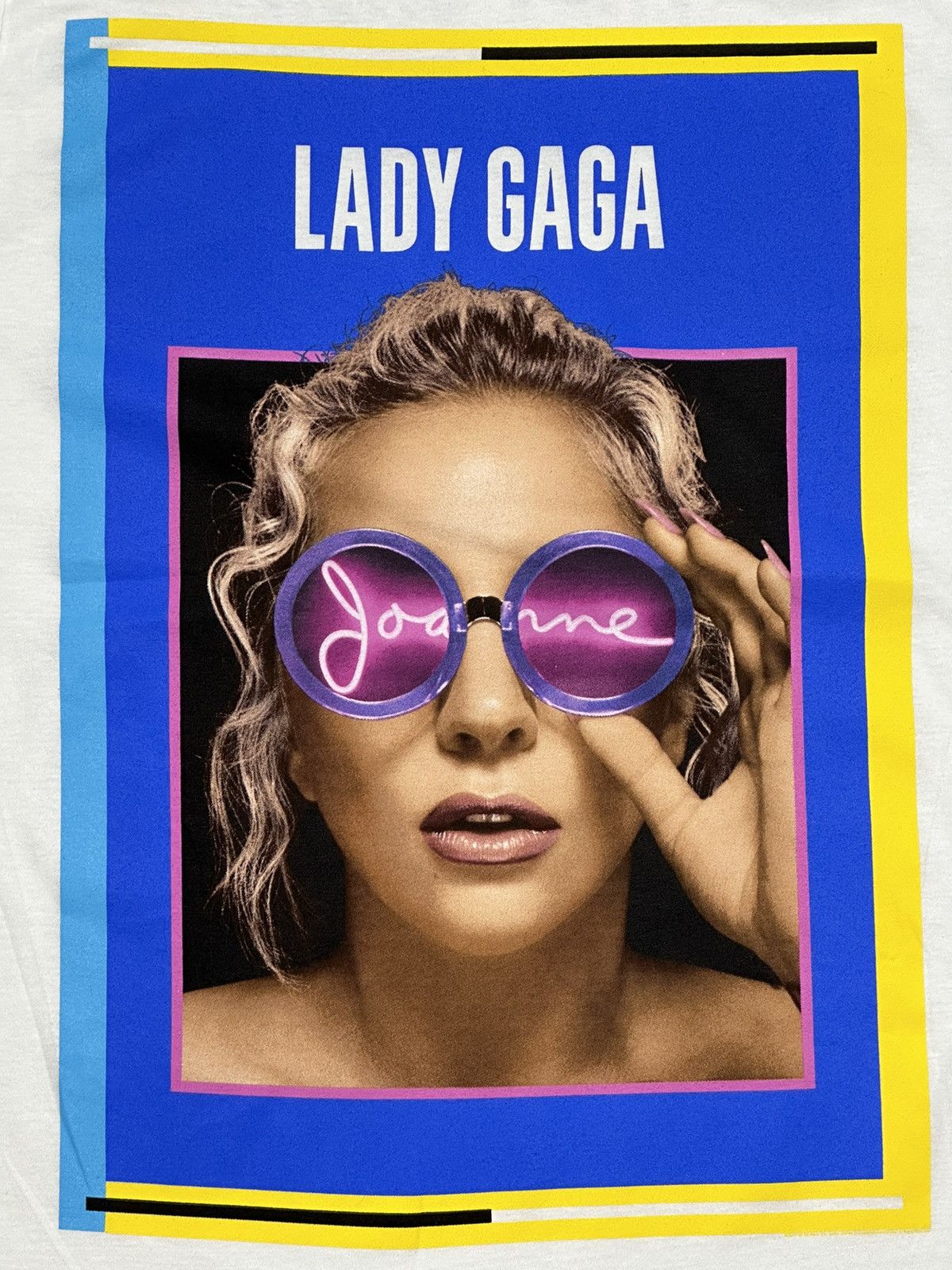 Band Tees Lady Gaga Joanne 2017 World Tour Photo T-Shirt Size US L / EU 52-54 / 3 - 4 Thumbnail