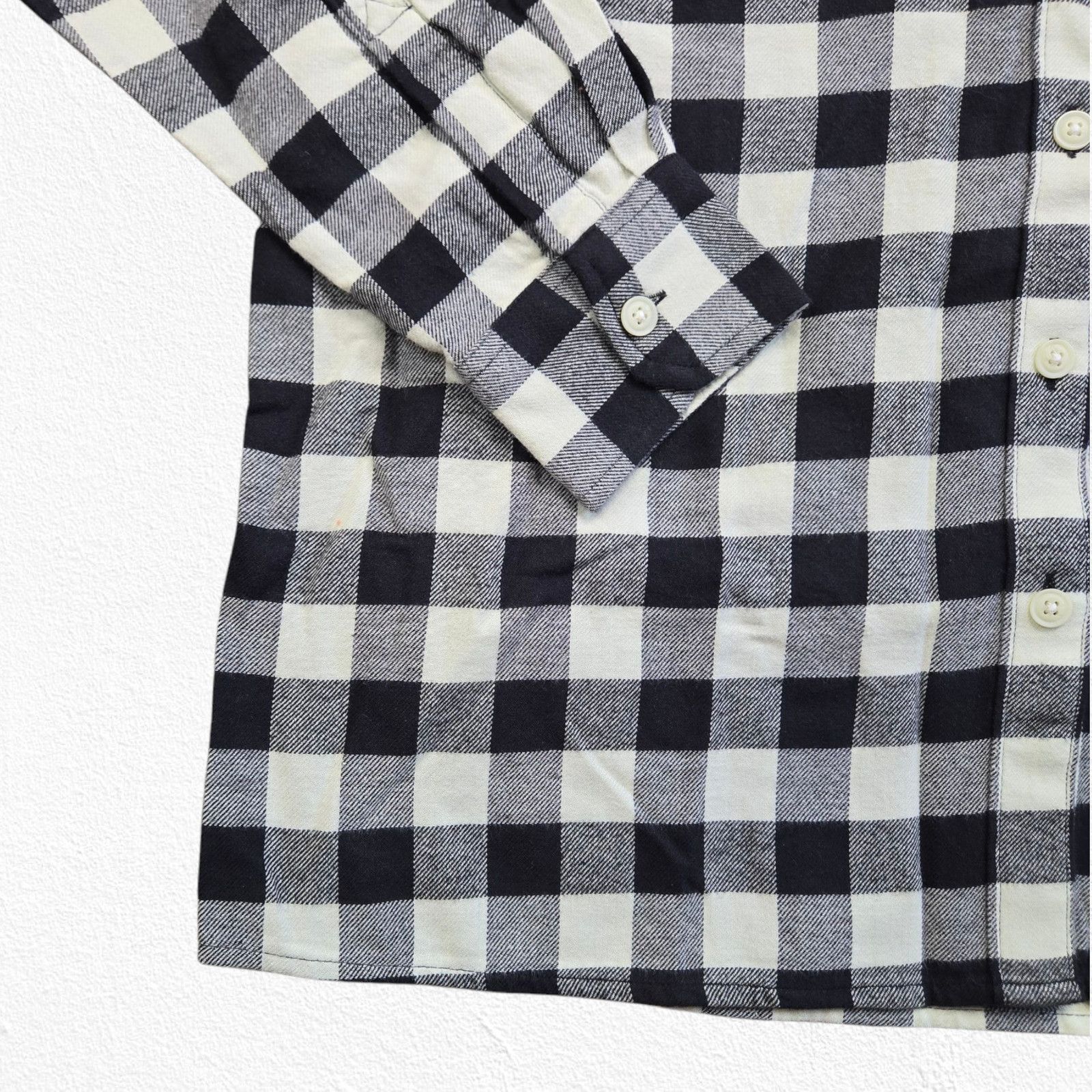 Levi's Levi's Black White Plaid Flannel Top Size Small Size S / US 4 / IT 40 - 7 Thumbnail