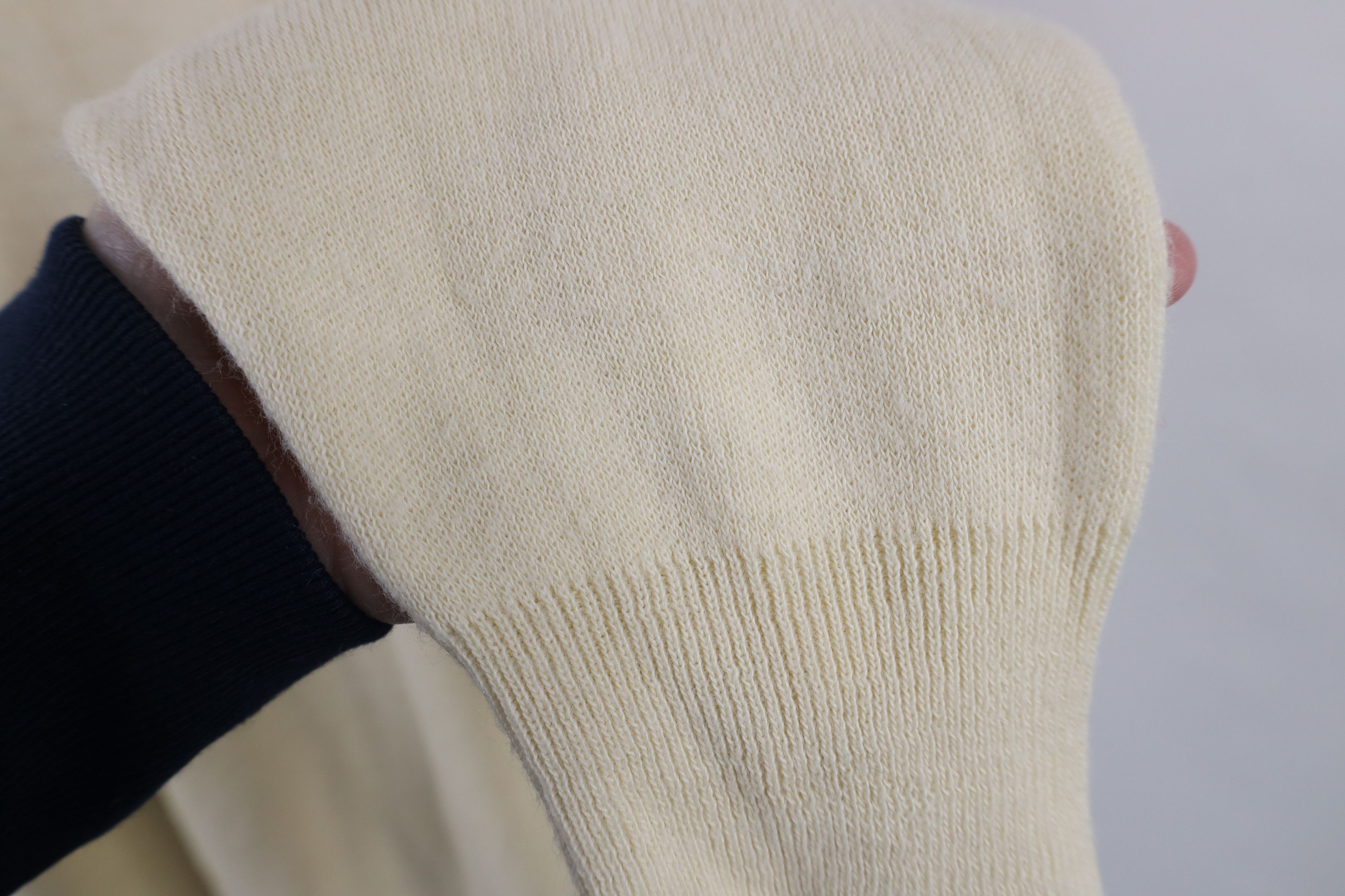 Vintage Vintage 70s Streetwear Blank Knit V-Neck Sweater Cream USA Size US XL / EU 56 / 4 - 11 Thumbnail