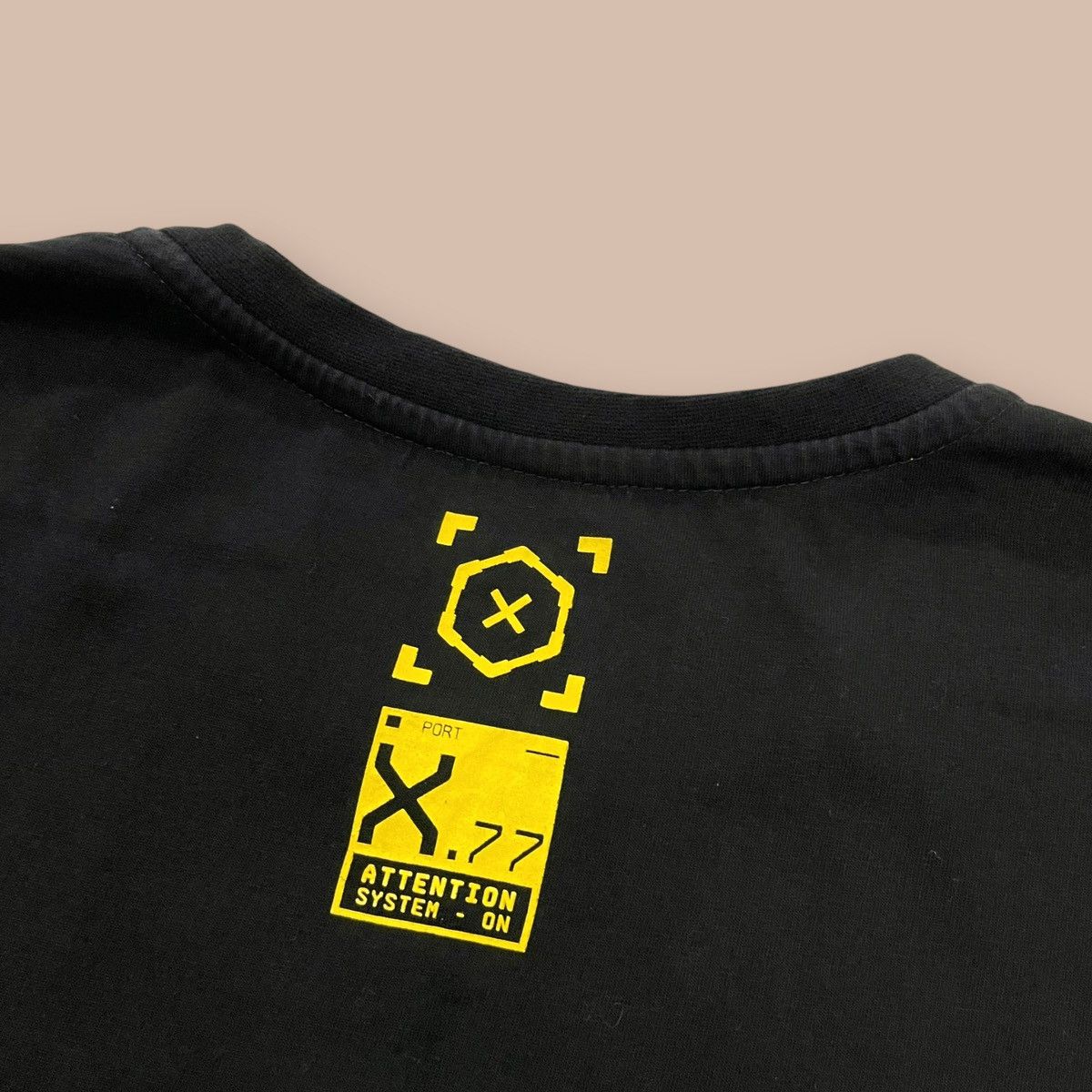 Playstation CYBERPUNK 2077 LOGO TEE Size US M / EU 48-50 / 2 - 9 Thumbnail