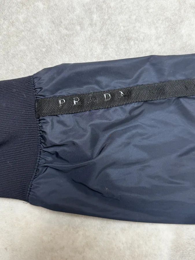 Prada 2000s Prada Nylon Navy Bomber Jacket Size US M / EU 48-50 / 2 - 9 Thumbnail