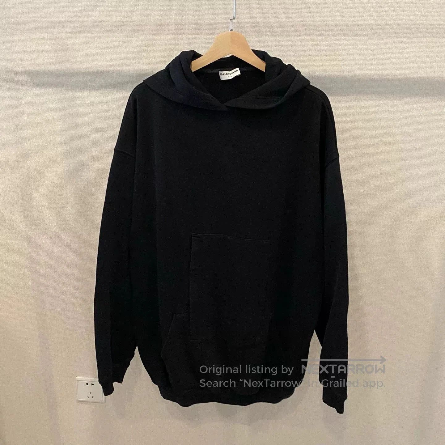 Balenciaga Balenciaga Hoodie Long Sleeve L. Size US L / EU 52-54 / 3 - 1 Thumbnail