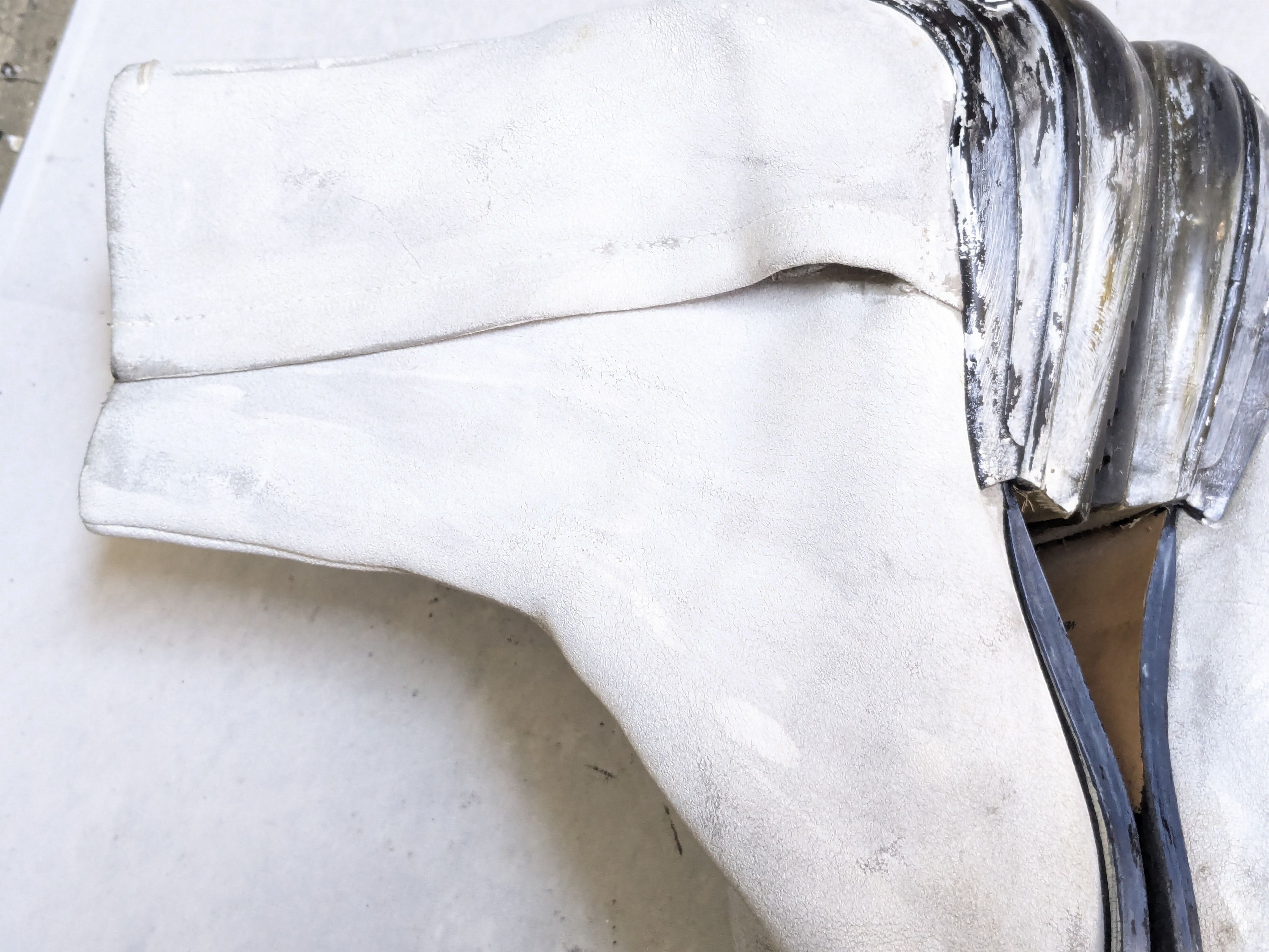 Maison Margiela Maison Margiela Tabi Boots White 11 44 Painted Leather Size US 11 / EU 44 - 9 Thumbnail