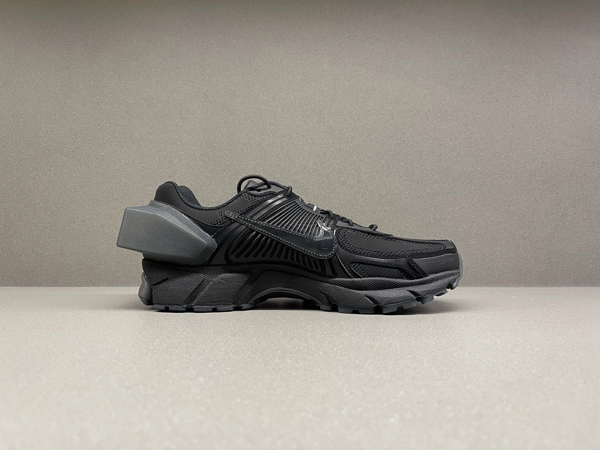 A-COLD-WALL* × Nike Nike Zoom Vomero 5 A Cold Wall Black ACW Size US 8.5 / EU 41-42 - 7 Thumbnail