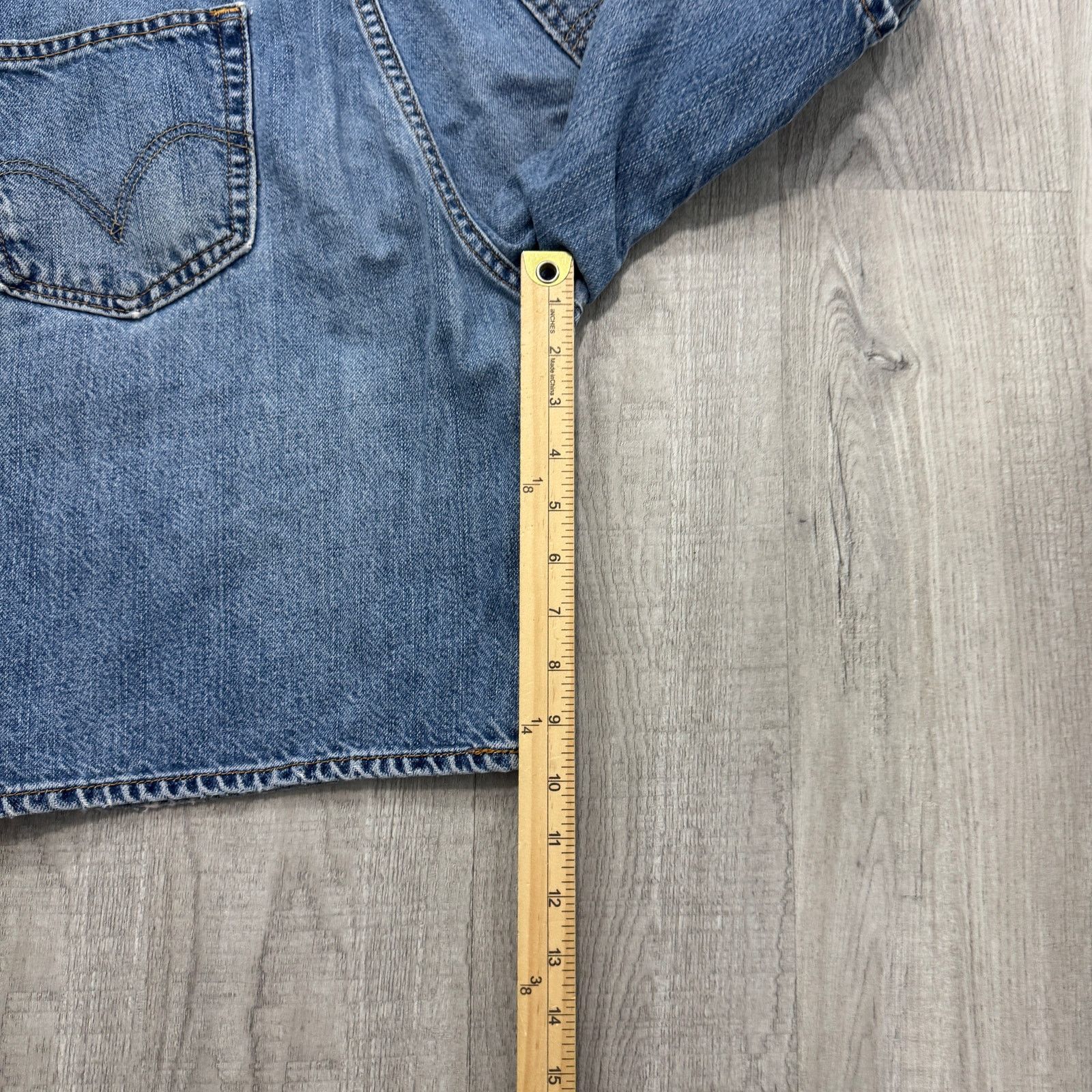 Levi's Vintage Levis 550 Jean Shorts Mens 33 Blue 10" Inseam y2k Size US 33 - 11 Thumbnail