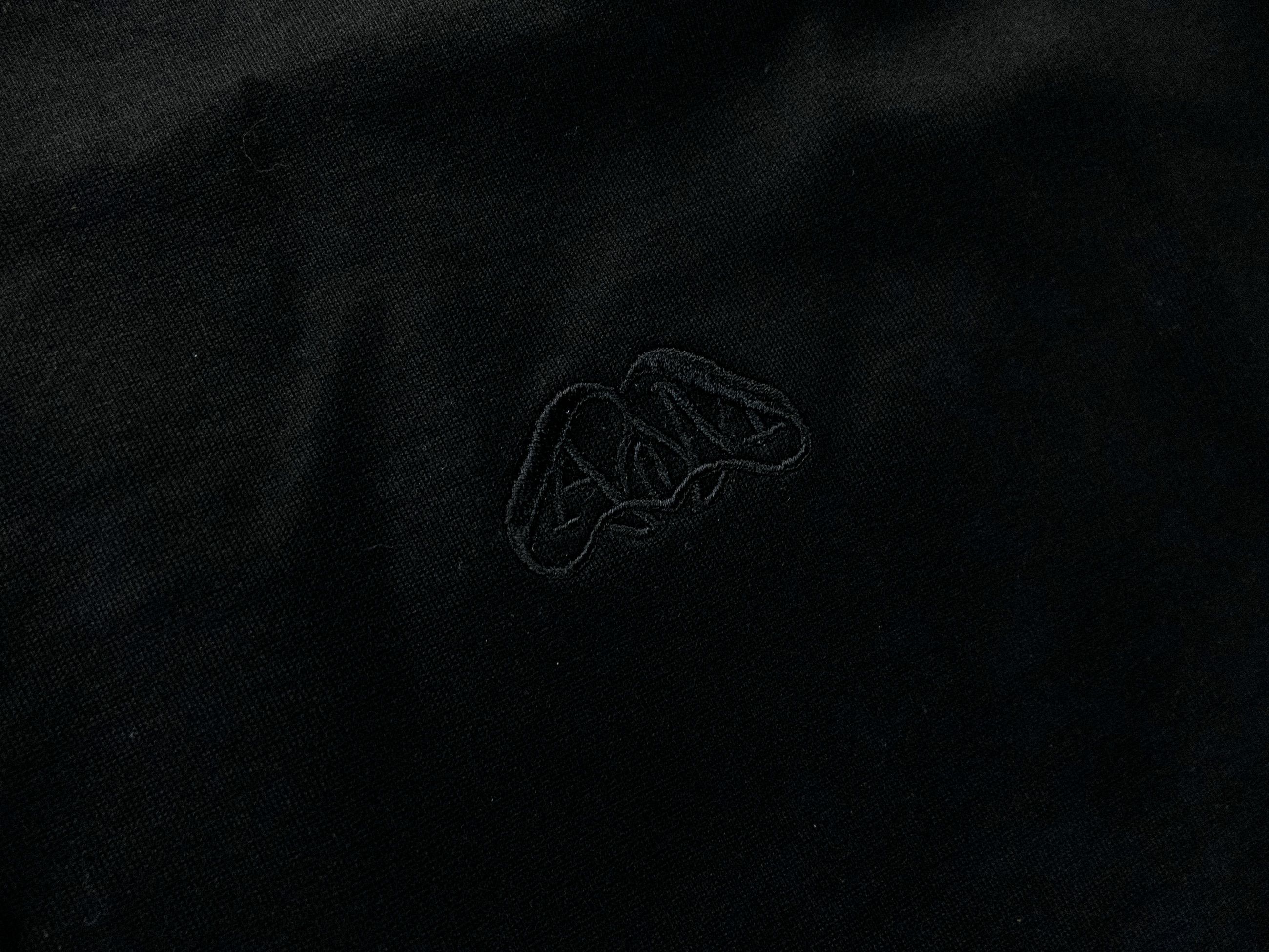Alexander McQueen ALEXANDER MCQUEEN Seal black logo embroidered polo shirt q Size US M / EU 48-50 / 2 - 7 Thumbnail