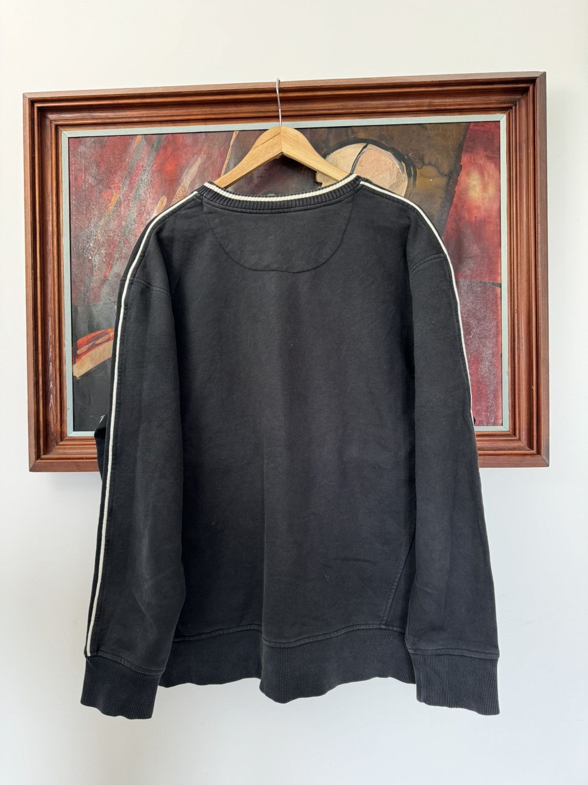 Nike Vintage Nike Crewneck Washed Big Center Swoosh Logo Hype Size US XL / EU 56 / 4 - 2 Thumbnail