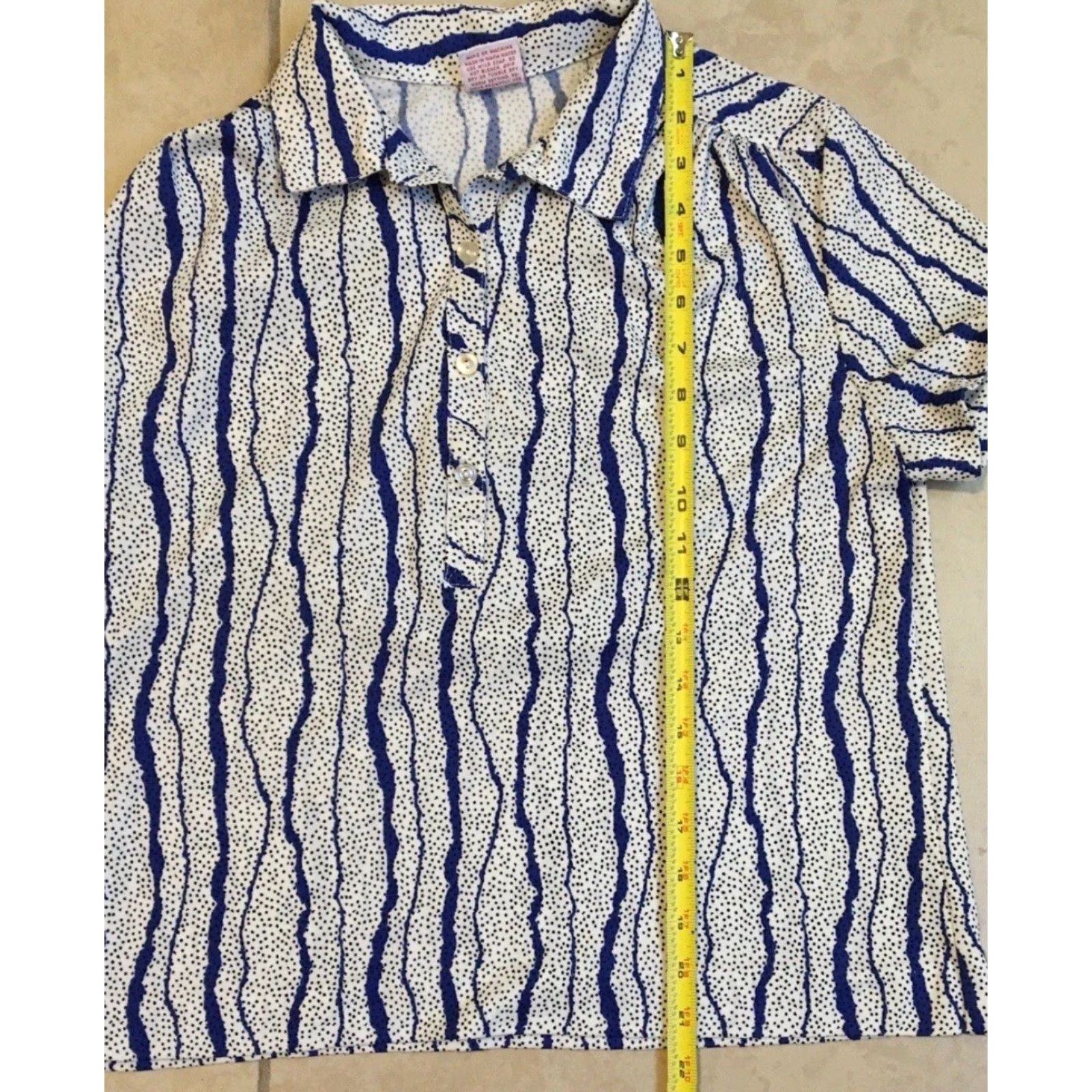 Gotcha Vtg 90s Abstract Art All Over Print Shirt S Women Cropped White Short Sleeve Button-Up Gotcha Vintage 90s Grunge Surf Size S / US 4 / IT 40 - 5 Thumbnail