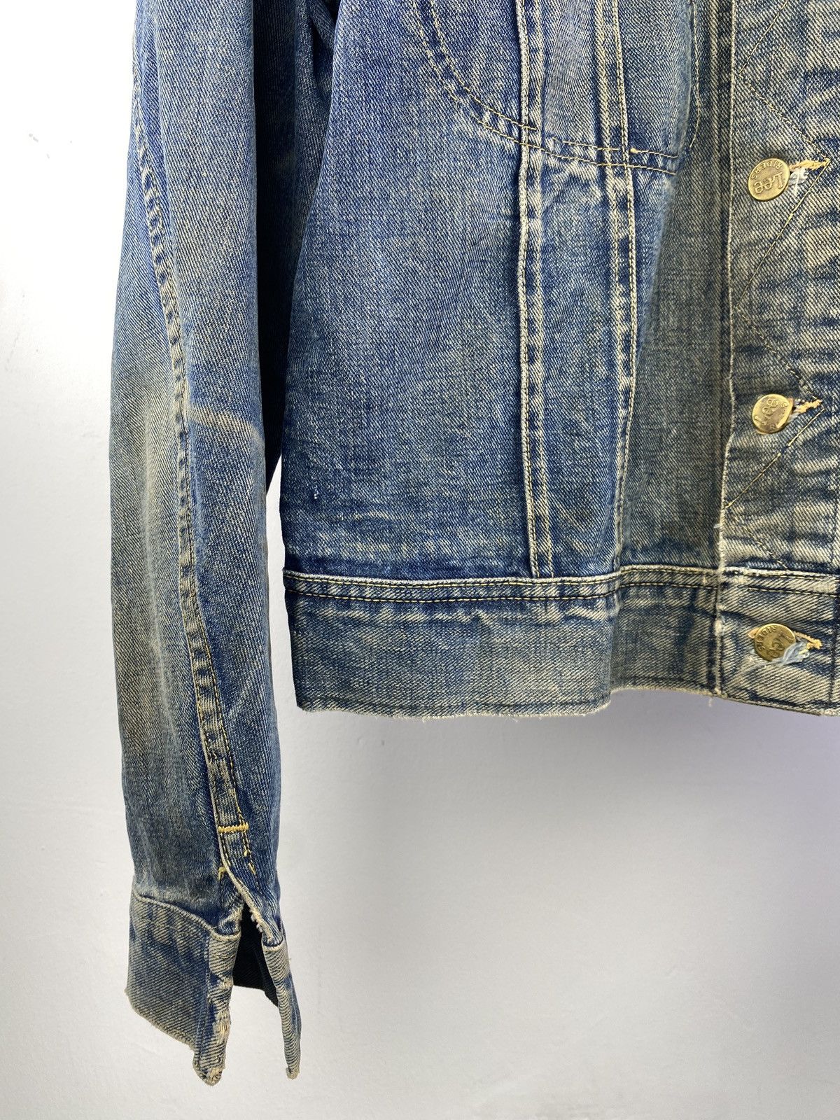 Lee Vintage 70s Lee 101-J Sanforized Denim Jacket Distressed Size US M / EU 48-50 / 2 - 10 Thumbnail