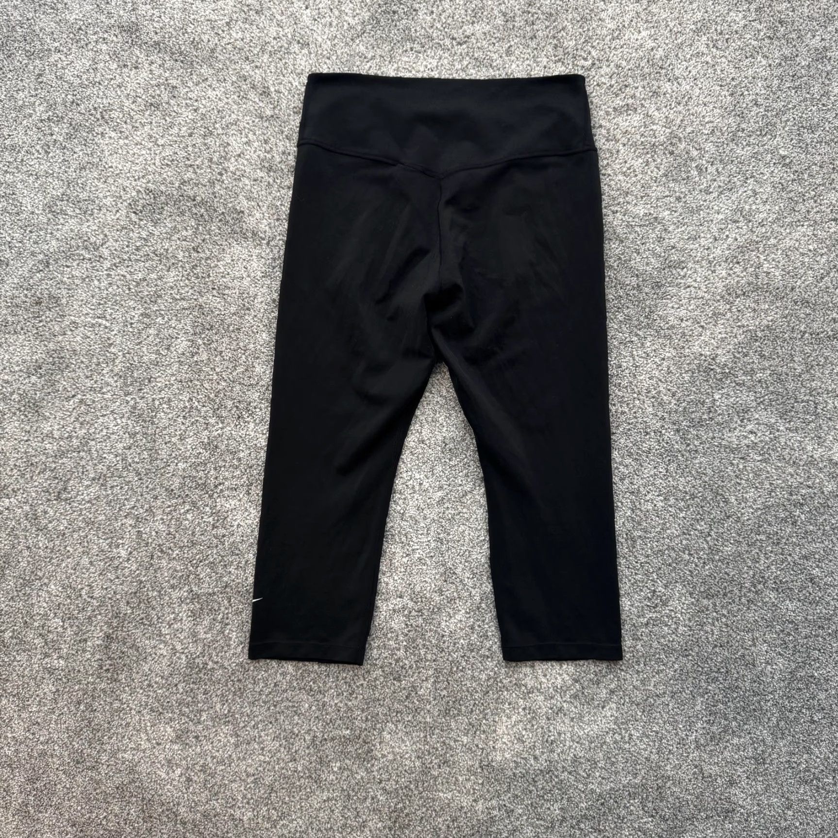 Nike Nike Womens Pants XS Black High Rise Cropped Capri Leggings Swoosh Yoga Running Gym Size 26" / US 2 / IT 38 - 6 Thumbnail