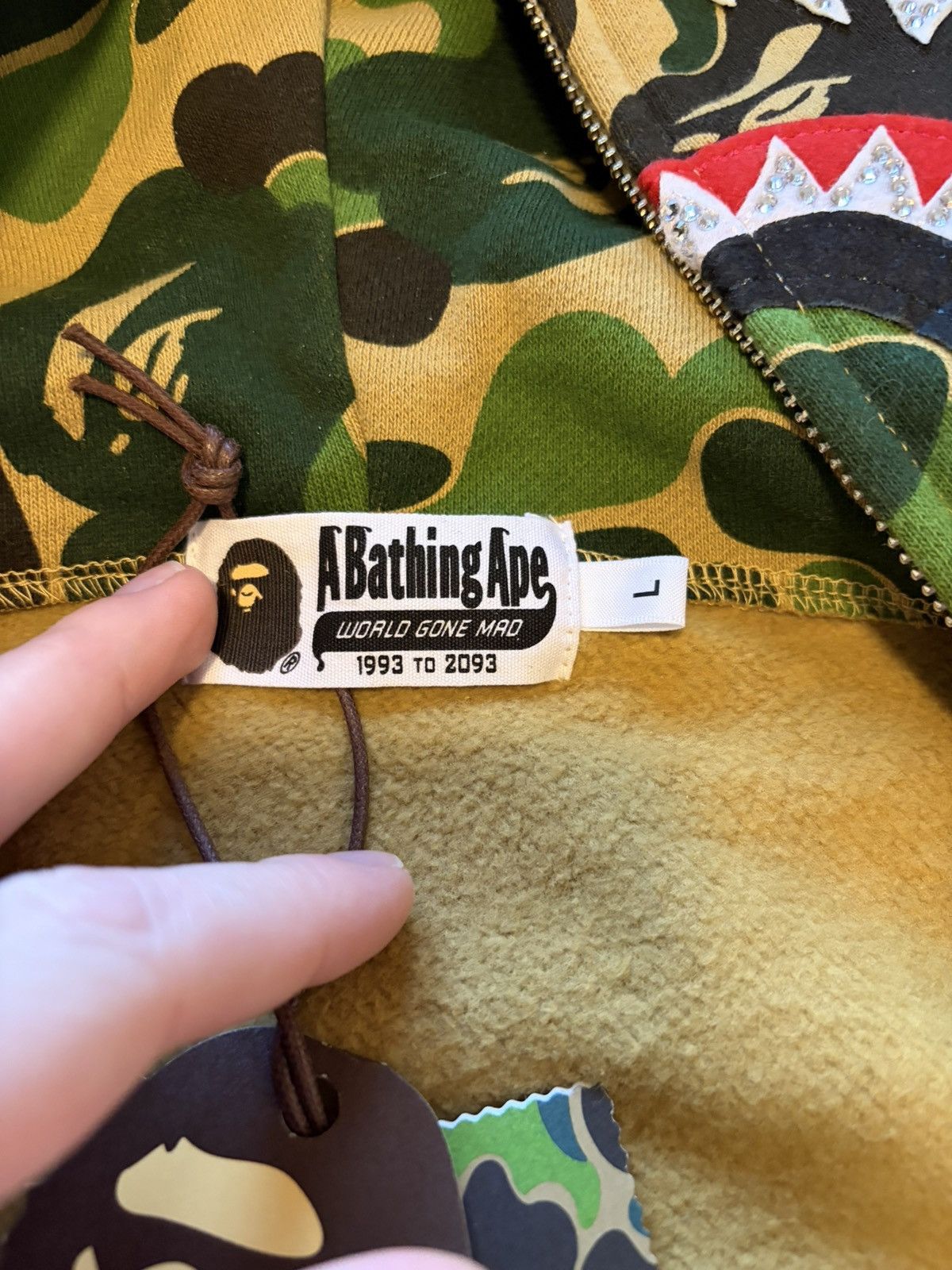 Bape Bape abc green camo crystal stone Size US L / EU 52-54 / 3 - 7 Thumbnail
