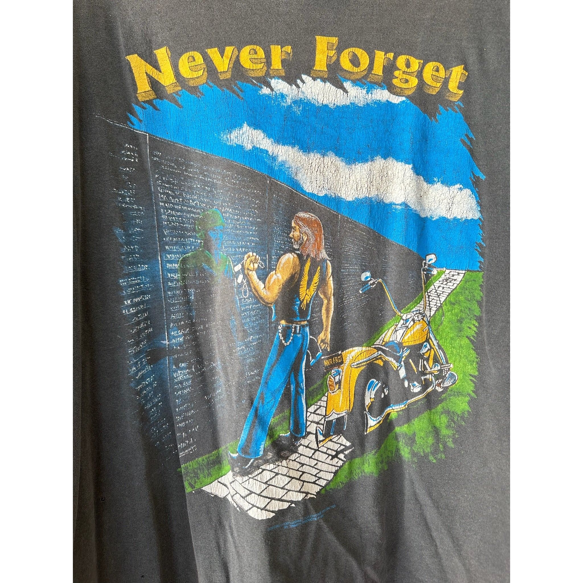 Vintage Never Forget Biker Tee Size US XL / EU 56 / 4 - 3 Thumbnail