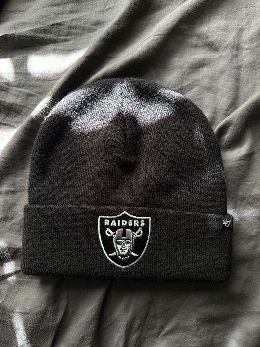 Supreme top raiders beanie