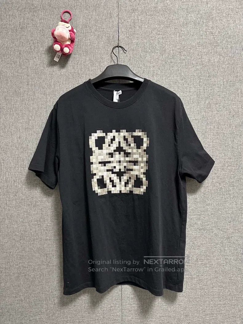 Loewe Loewe Pixel mosaic embroidery black short-sleeve T-shirt Size L / US 10 / IT 46 - 1 Thumbnail