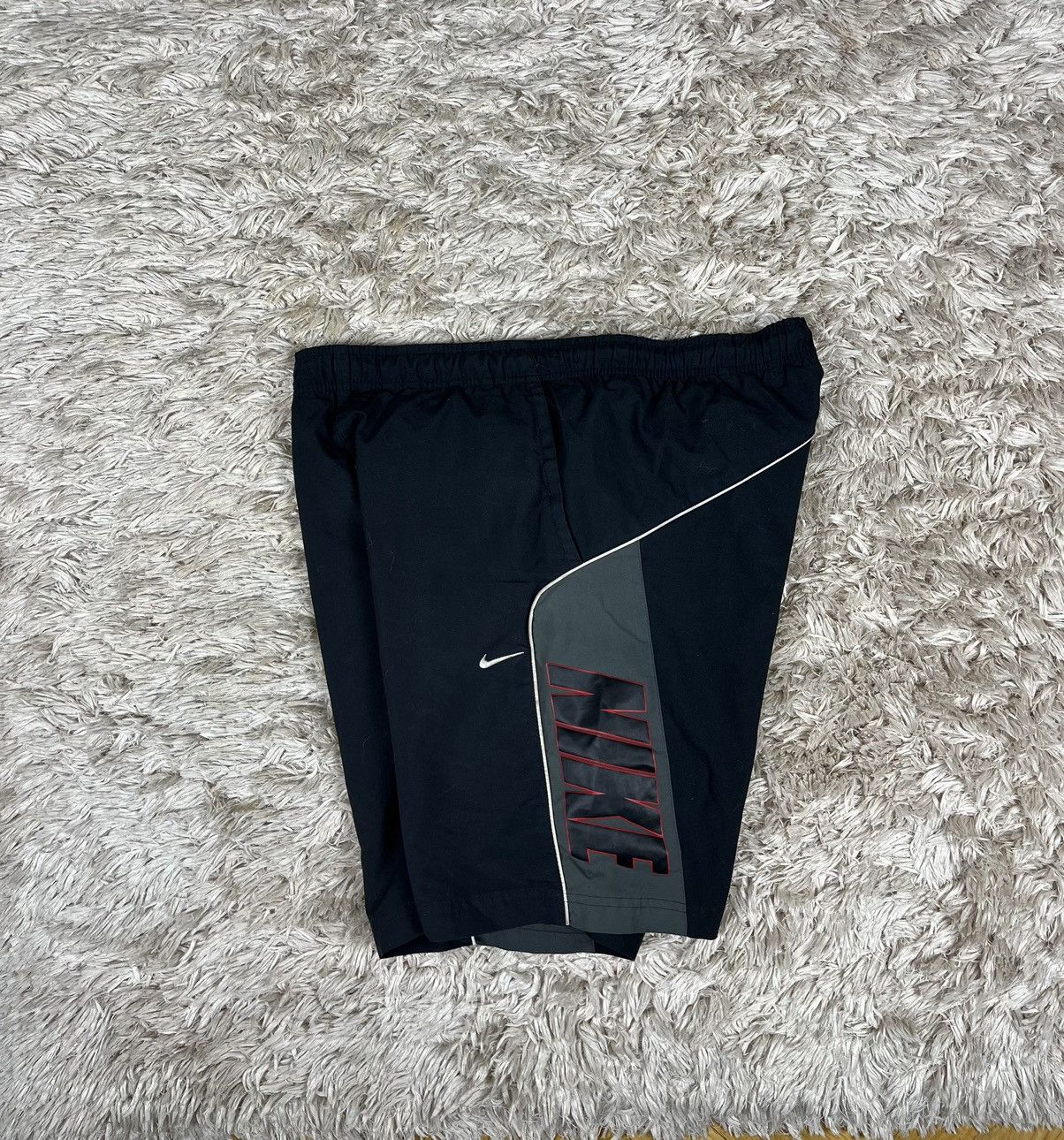 Nike Nike vintage y2k shorts Size US 29 - 1 Thumbnail