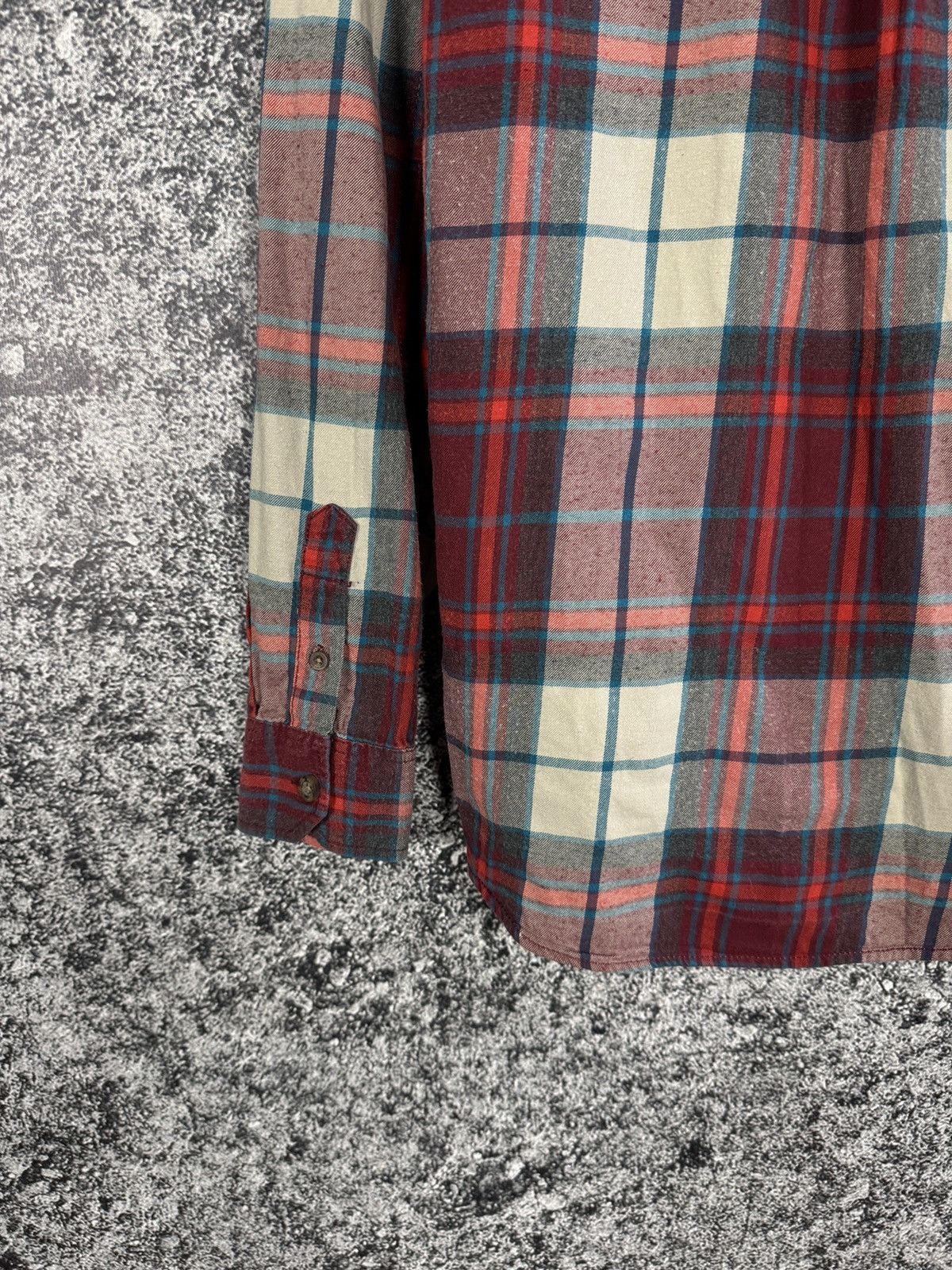 Oakley Vintage Oakley Plaid Flannel Long Sleeve Shirt Button Up S Size US S / EU 44-46 / 1 - 13 Thumbnail