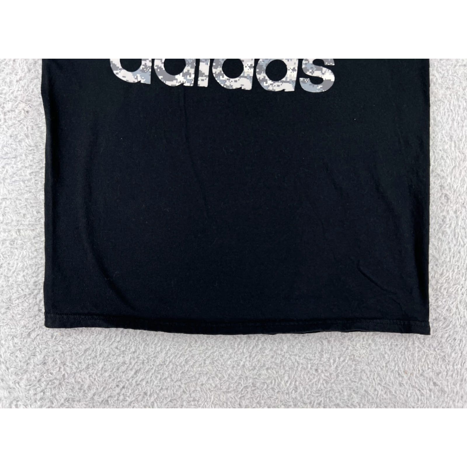 Adidas Adidas Shirt Men Medium Black Digital Camo Logo Short Sleeve Brand Cotton Crew Size US M / EU 48-50 / 2 - 6 Thumbnail