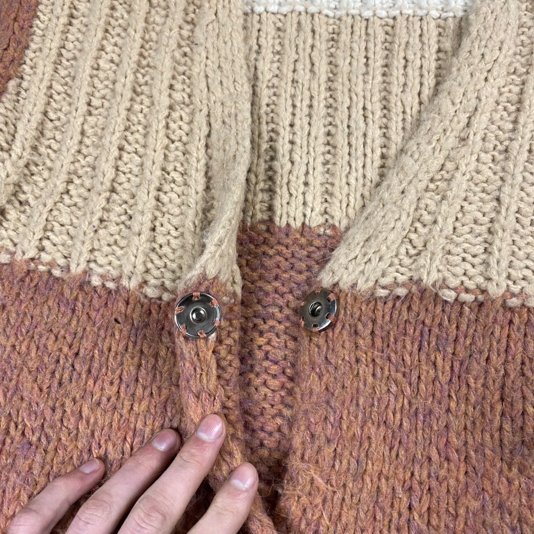 Free People FREE PEOPLE Cardigan Sweater Womens Oversized Chunky-Knit Colorblock Beige Fair/Medium? No N/A Size L / US 10 / IT 46 - 4 Thumbnail