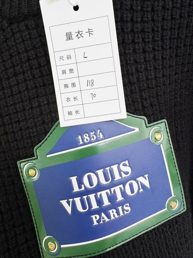 Louis Vuitton Louis Vuitton sweater Nextarrow-2505 Size US L / EU 52-54 / 3 - 7 Thumbnail