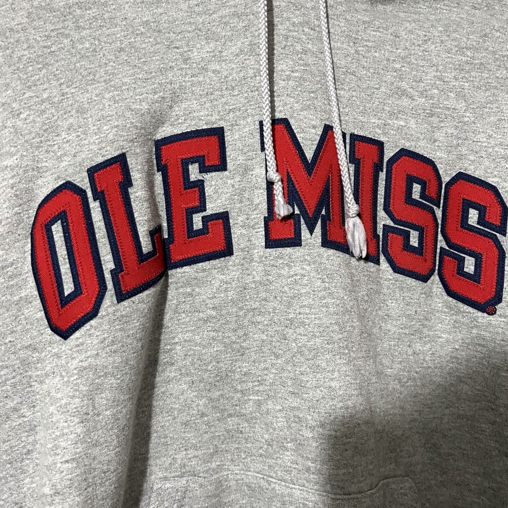 Champion VINTAGE Champion Ole Miss Hoodie S Mens Gray College Pullover 2000s Y2K Size US S / EU 44-46 / 1 - 2 Thumbnail