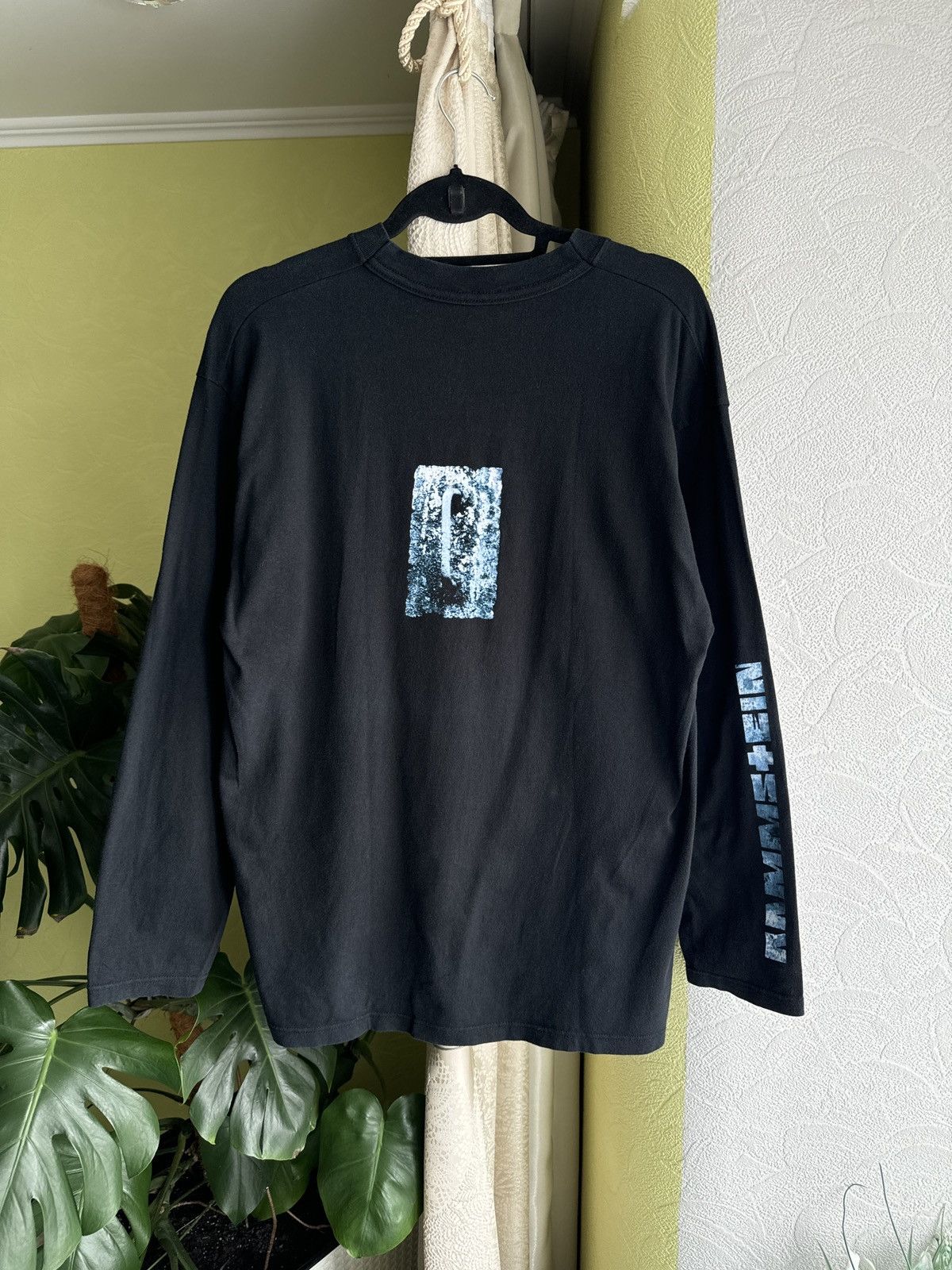Band Tees Vintage Rammstein Rosenrot Long Sleeve Shirt Metal Band Tee Size US L / EU 52-54 / 3 - 3 Thumbnail