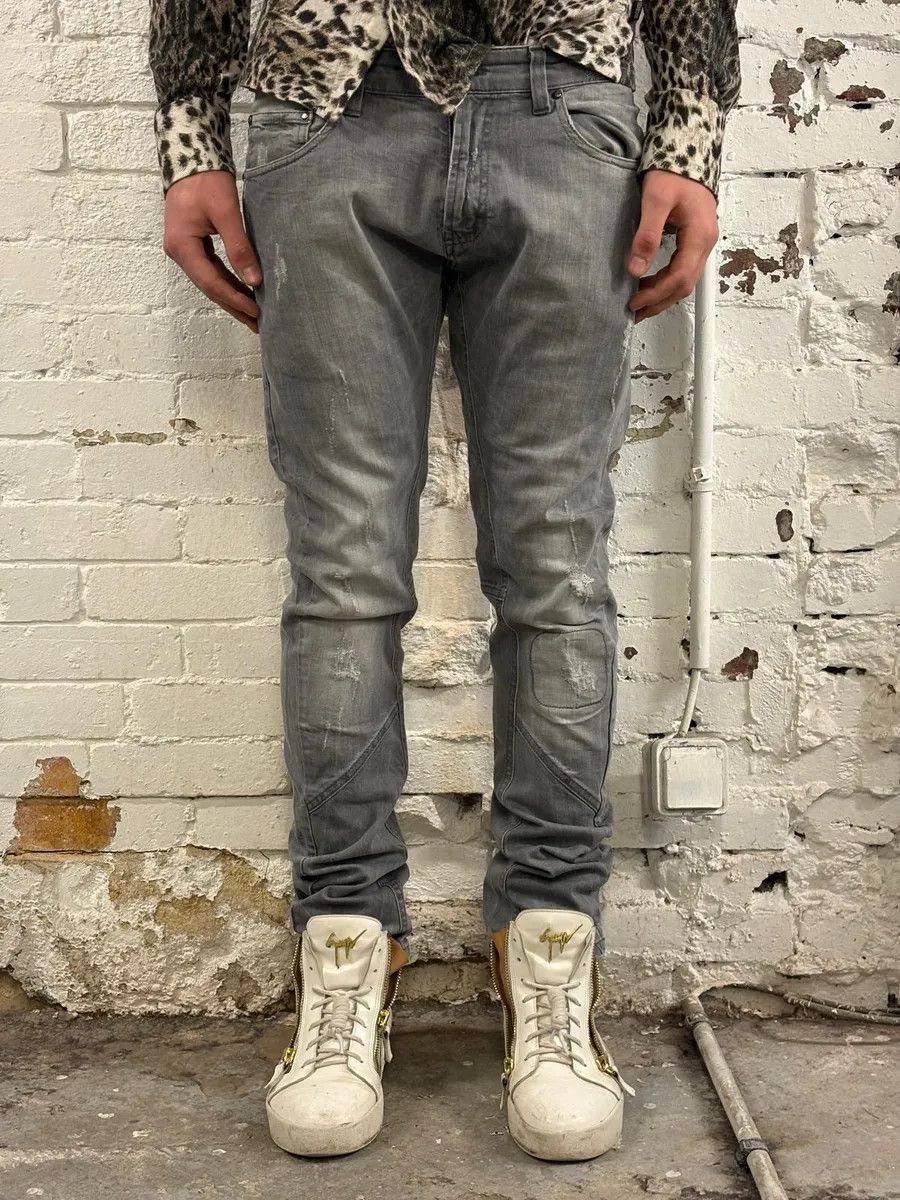 John Galliano SS2013 John Galliano Grey Denim Distressed Slim Jeans Size US 32 / EU 48 - 2 Thumbnail
