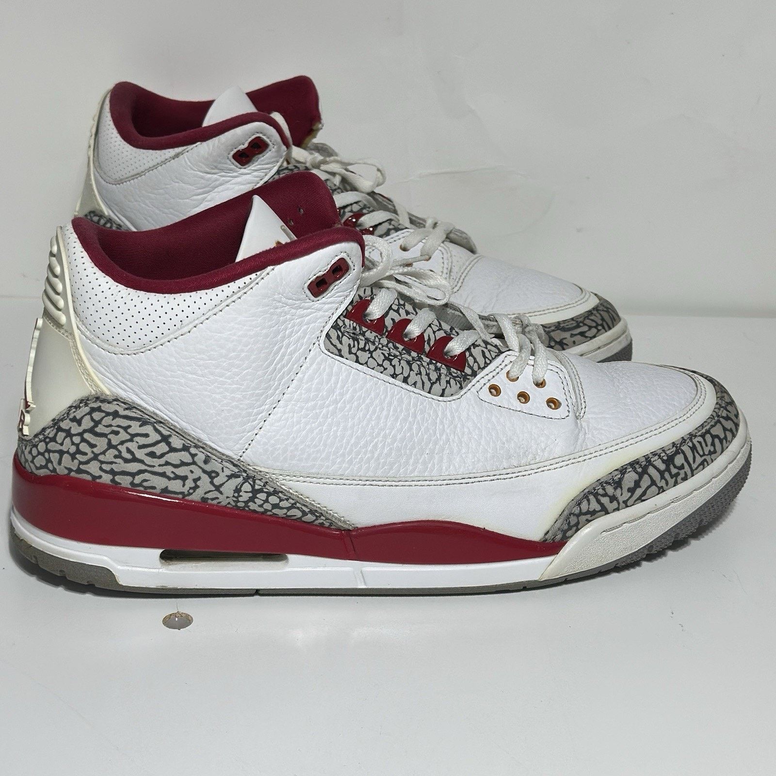 Nike Nike Air Jordan 3 Retro Sneaker Red/White, Men's Size 13 Size US 13 / EU 46 - 2 Thumbnail