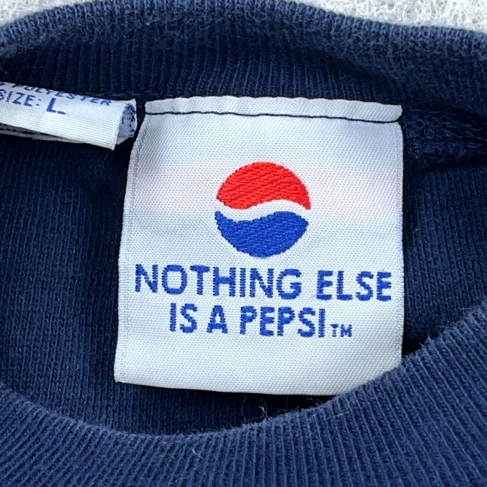 Vintage VINTAGE Pepsi Mens Large Blue Crewneck Sweater Y2K Logo Graphic Print Pullover Sweatshirt Regular Fit Size US L / EU 52-54 / 3 - 5 Thumbnail