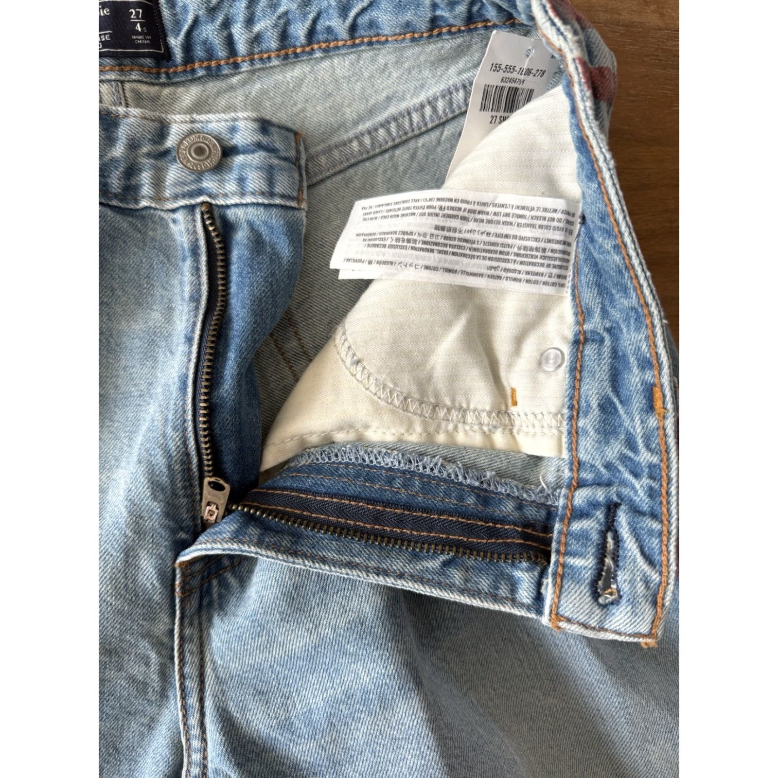 Abercrombie & Fitch Abercrombie & Fitch Jeans Womens 4S Girlfriend 27 29x24 Blue Denim 5-Pocket High Rise Striped Size 27" / US 4 / IT 40 - 6 Thumbnail