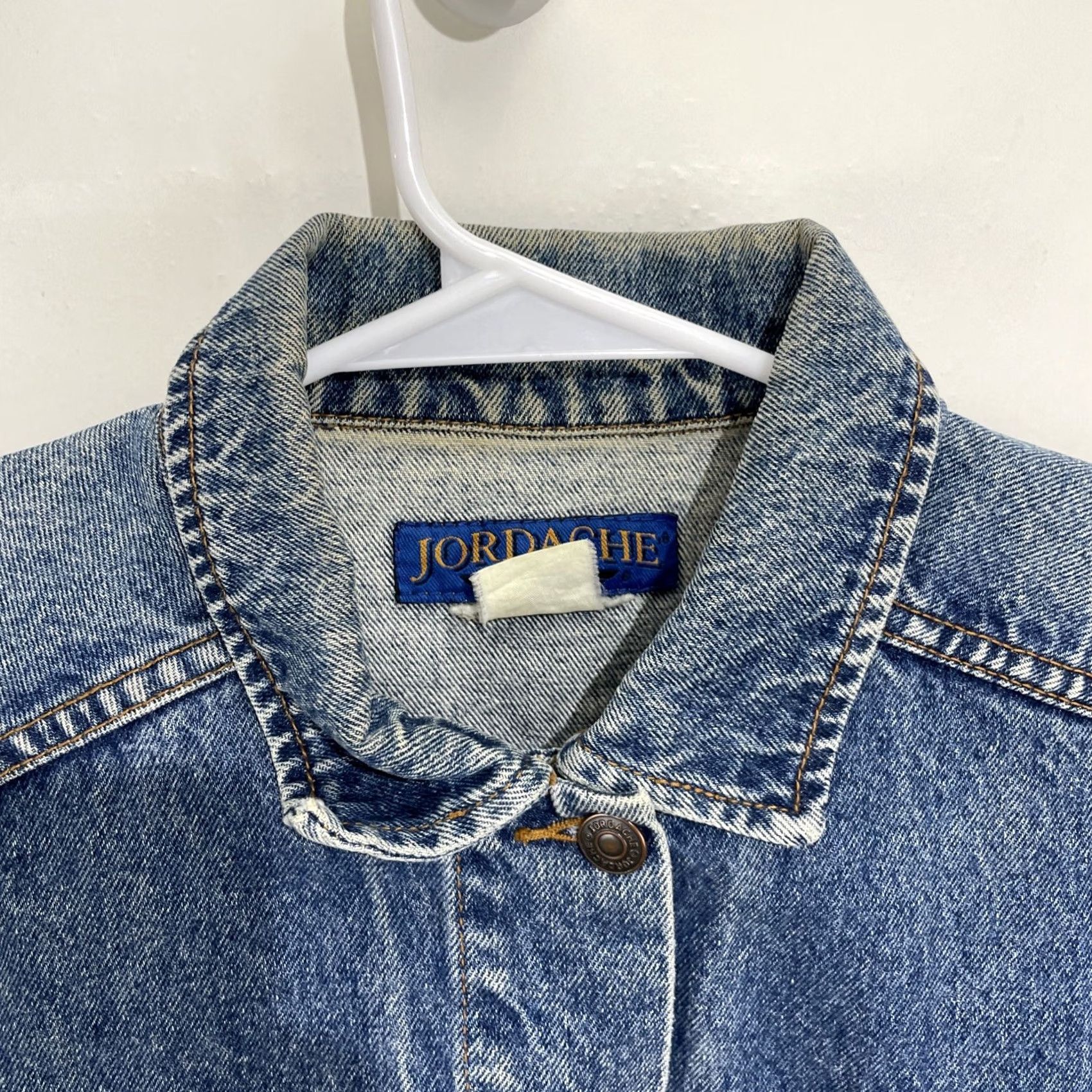Jordache VINTAGE Jordache Blue Jean Denim Jacket Basic Cropped Women's M Distressed Size 32" / US 10 / IT 46 - 3 Thumbnail