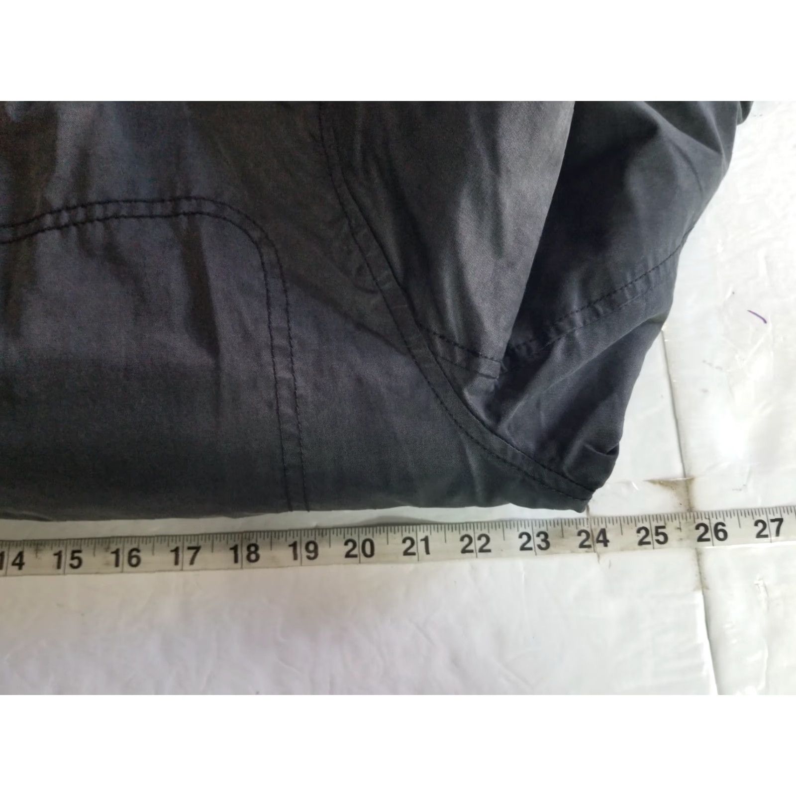 H&M H&M Jacket Bomber Black Waxed Cotton Button-Down Zip 44R Men’s Size US S / EU 44-46 / 1 - 4 Thumbnail