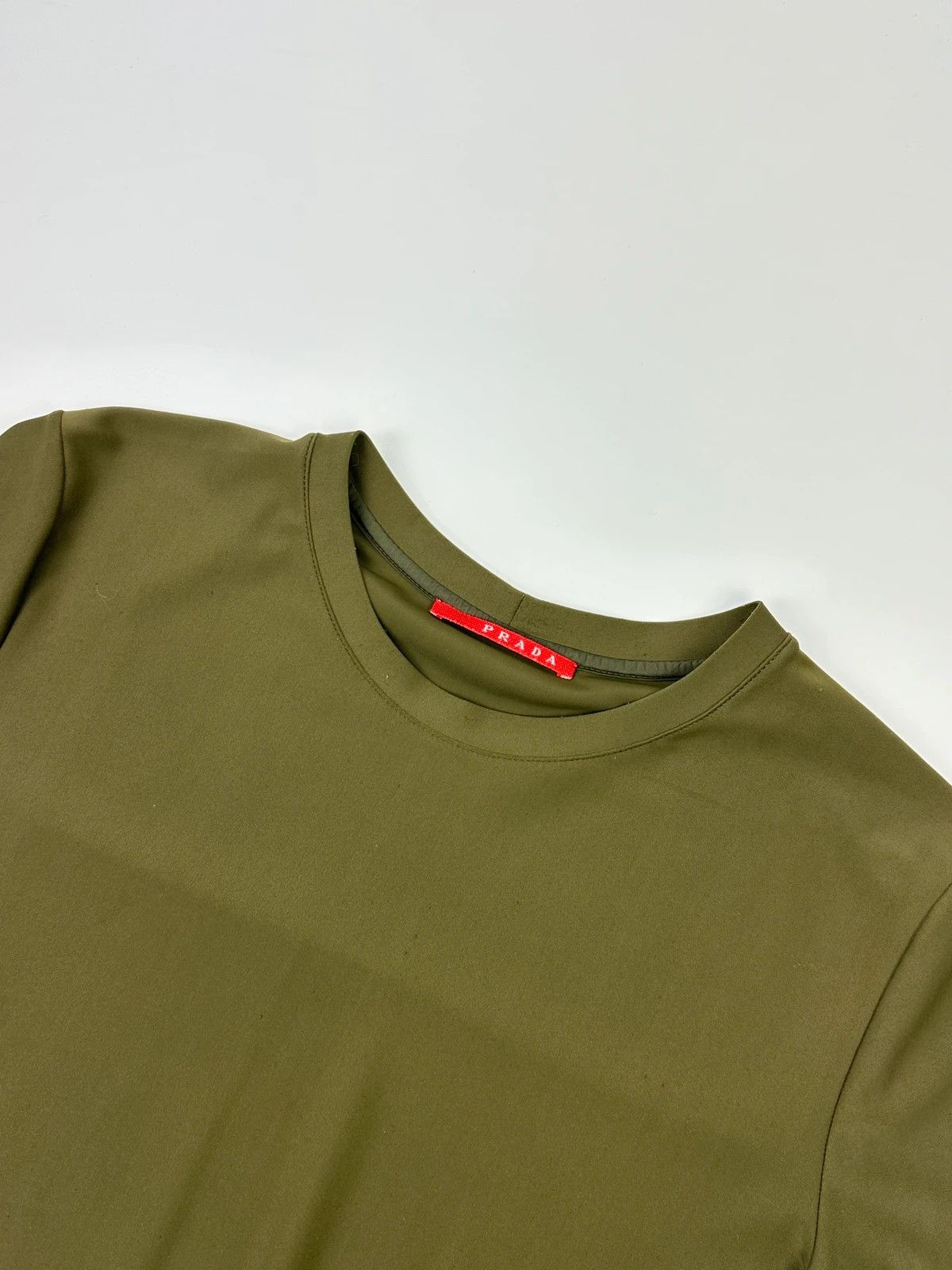 Prada Prada Sport SS06 Khaki Green Sporty Fitted Tee Nylon & Silk Size M / US 6-8 / IT 42-44 - 3 Thumbnail