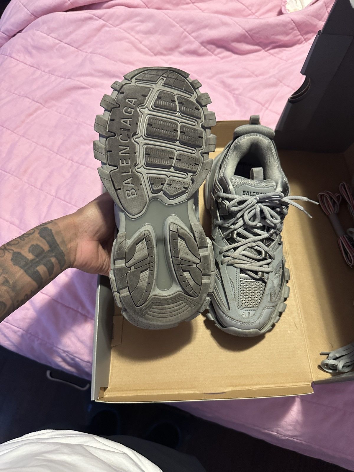 Balenciaga Balenciaga Track 1 Snaeaker Size US 8 / EU 41 - 2 Thumbnail