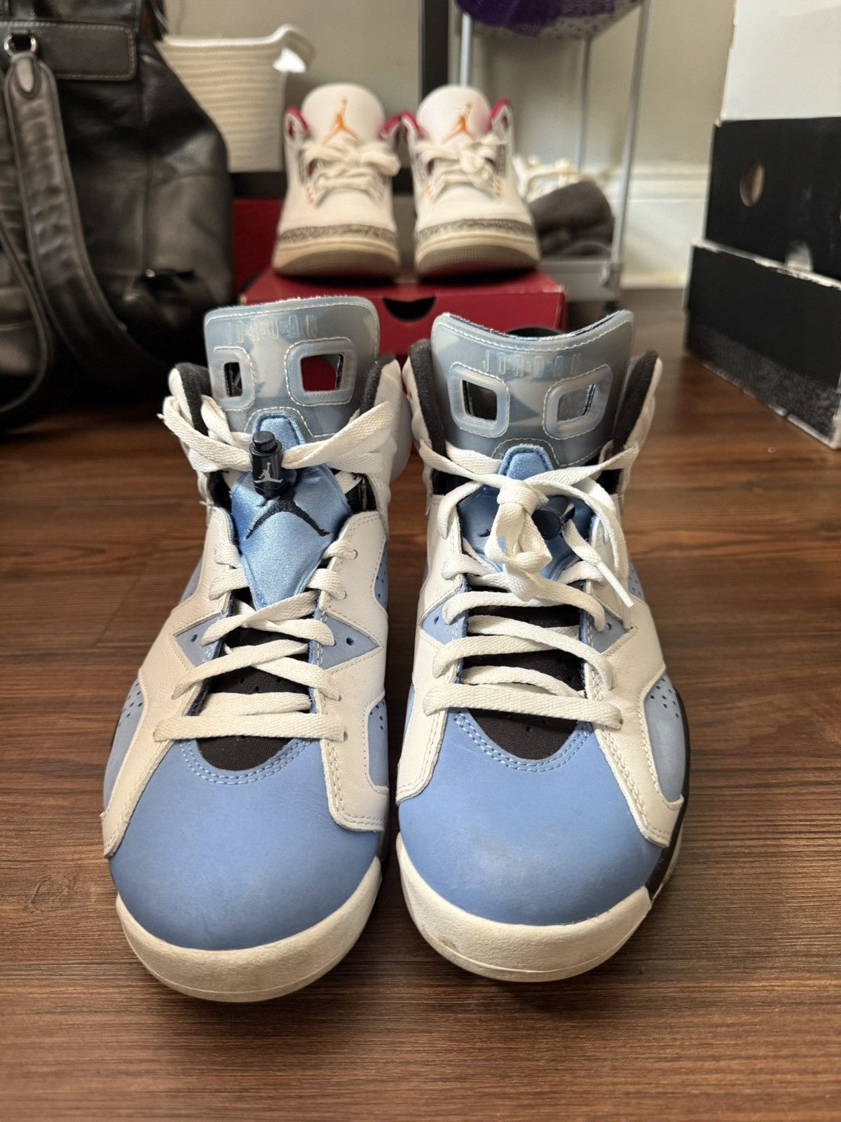 Nike Jordan 6 UNC Size US 9.5 / EU 42-43 - 3 Thumbnail